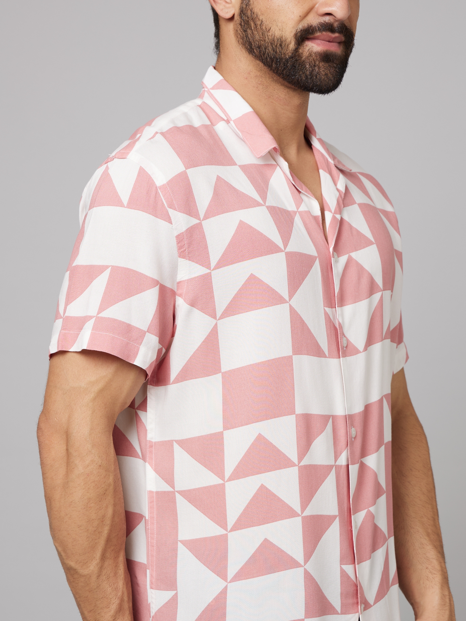 Men's Pink Geometrical Casual Shirts