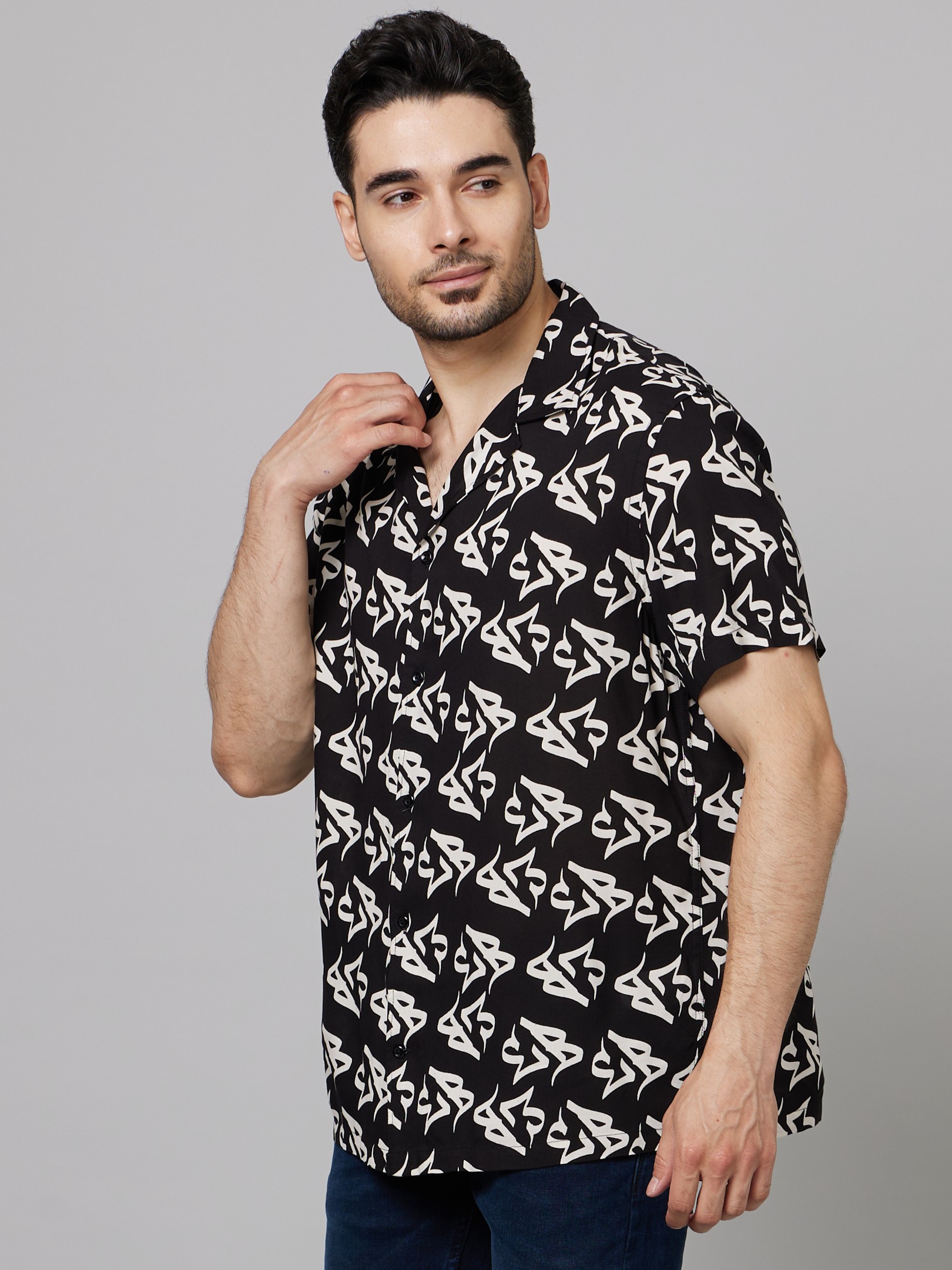 Men's Black Printed Casual Shirts