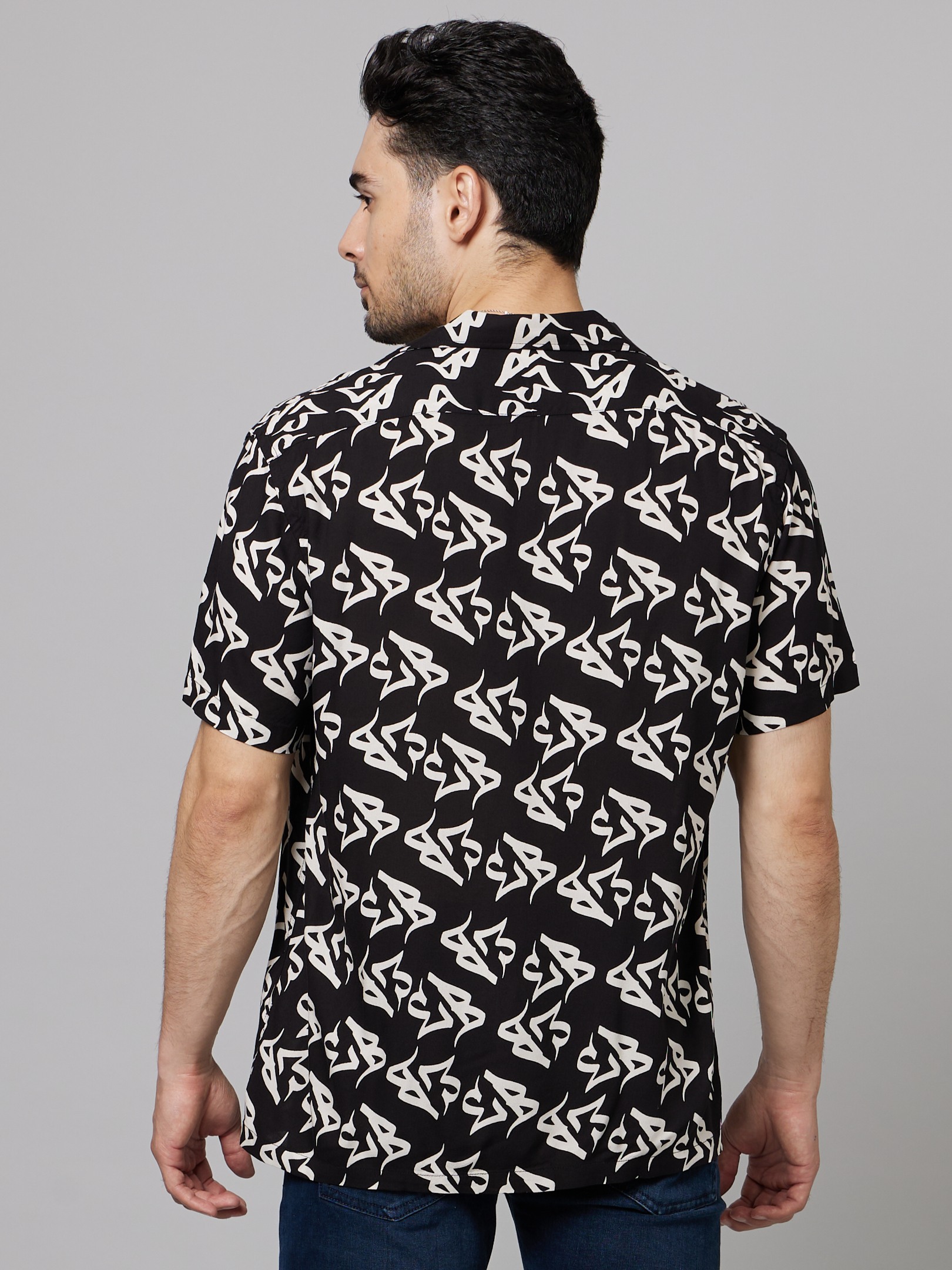 Men's Black Printed Casual Shirts