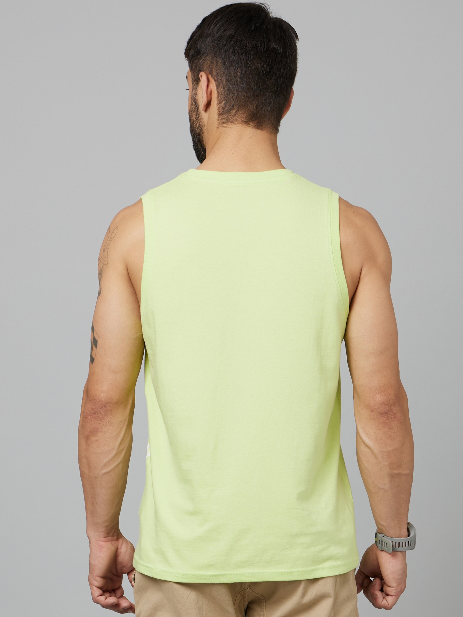 celio | Men's Green Solid Regular T-Shirts 4