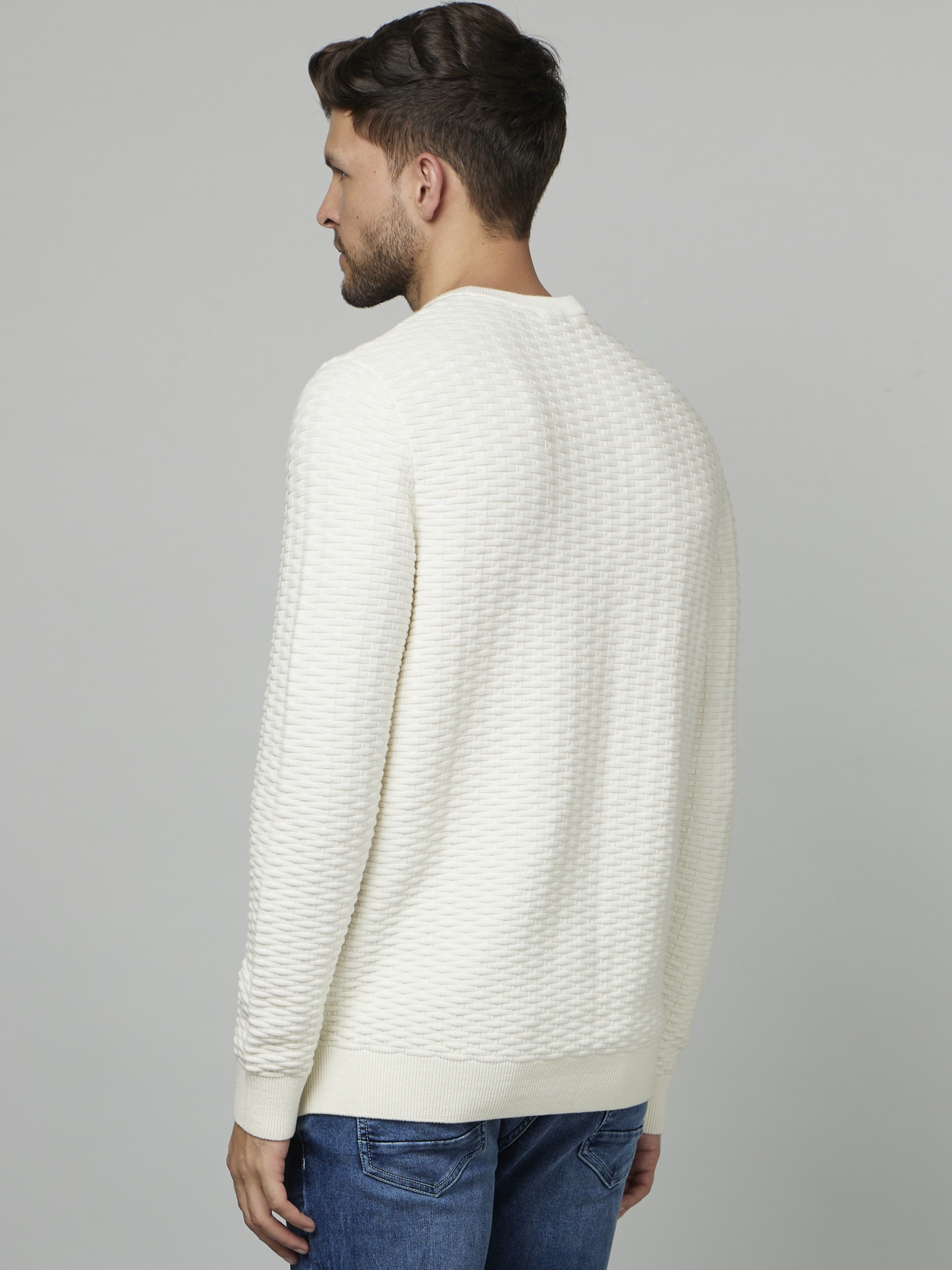 Men's White Solid Sweaters