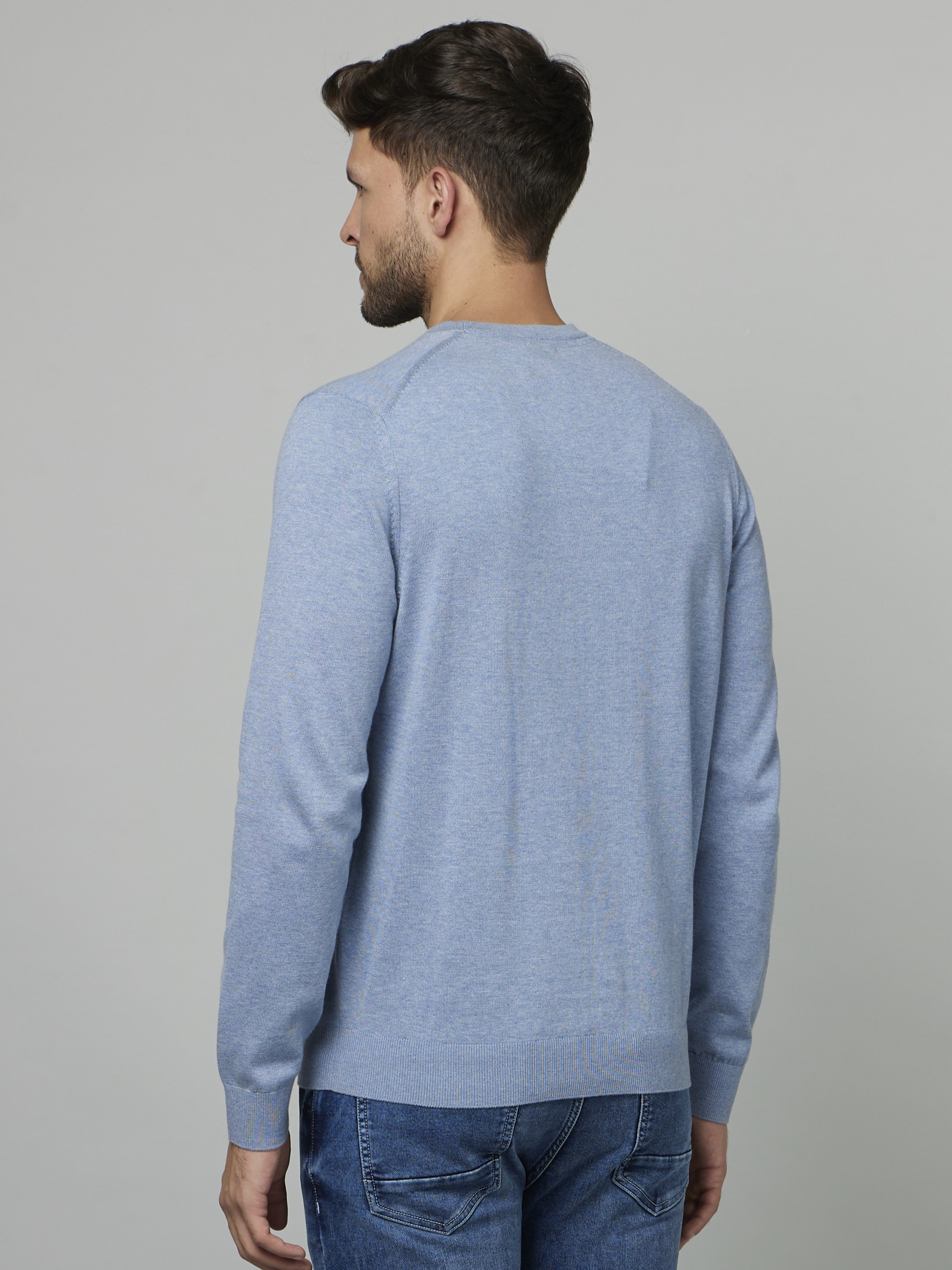 Men's Blue Solid Sweaters