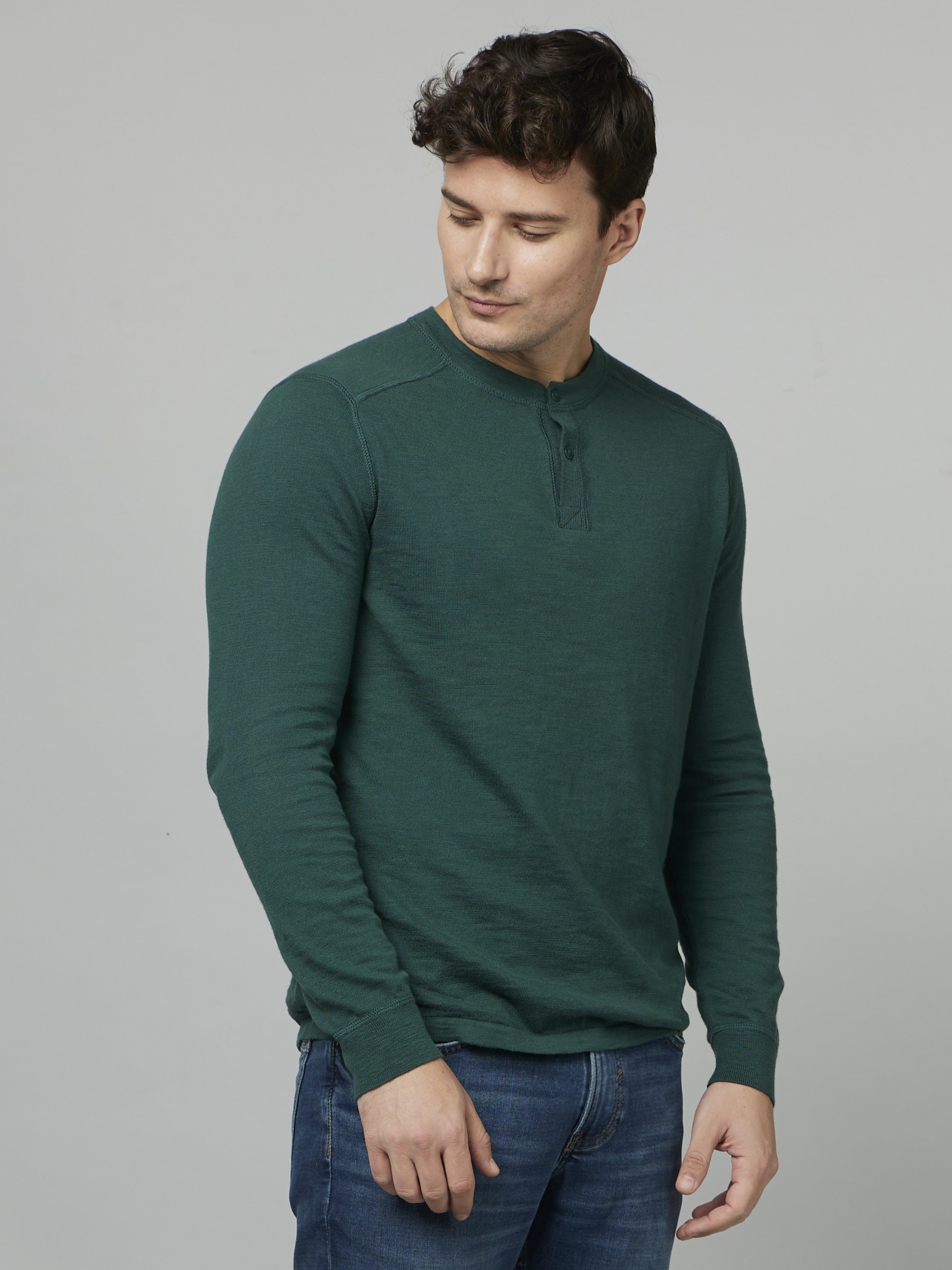 Men's Green Solid Sweaters