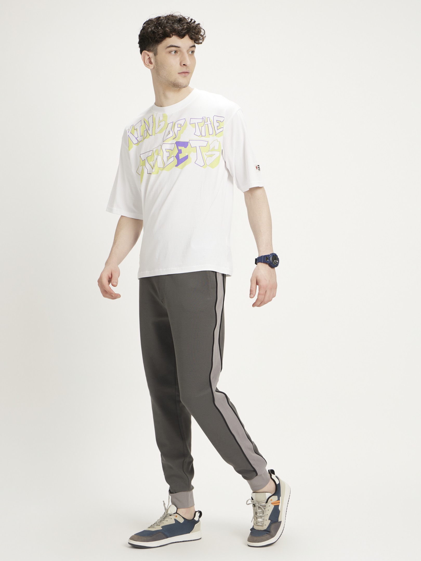 T9 tracksuit price hot sale