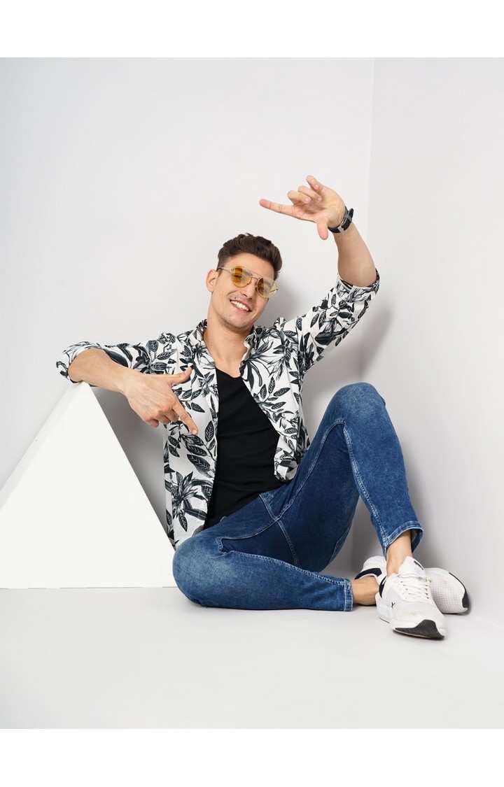 Men's White Printed Casual Shirts