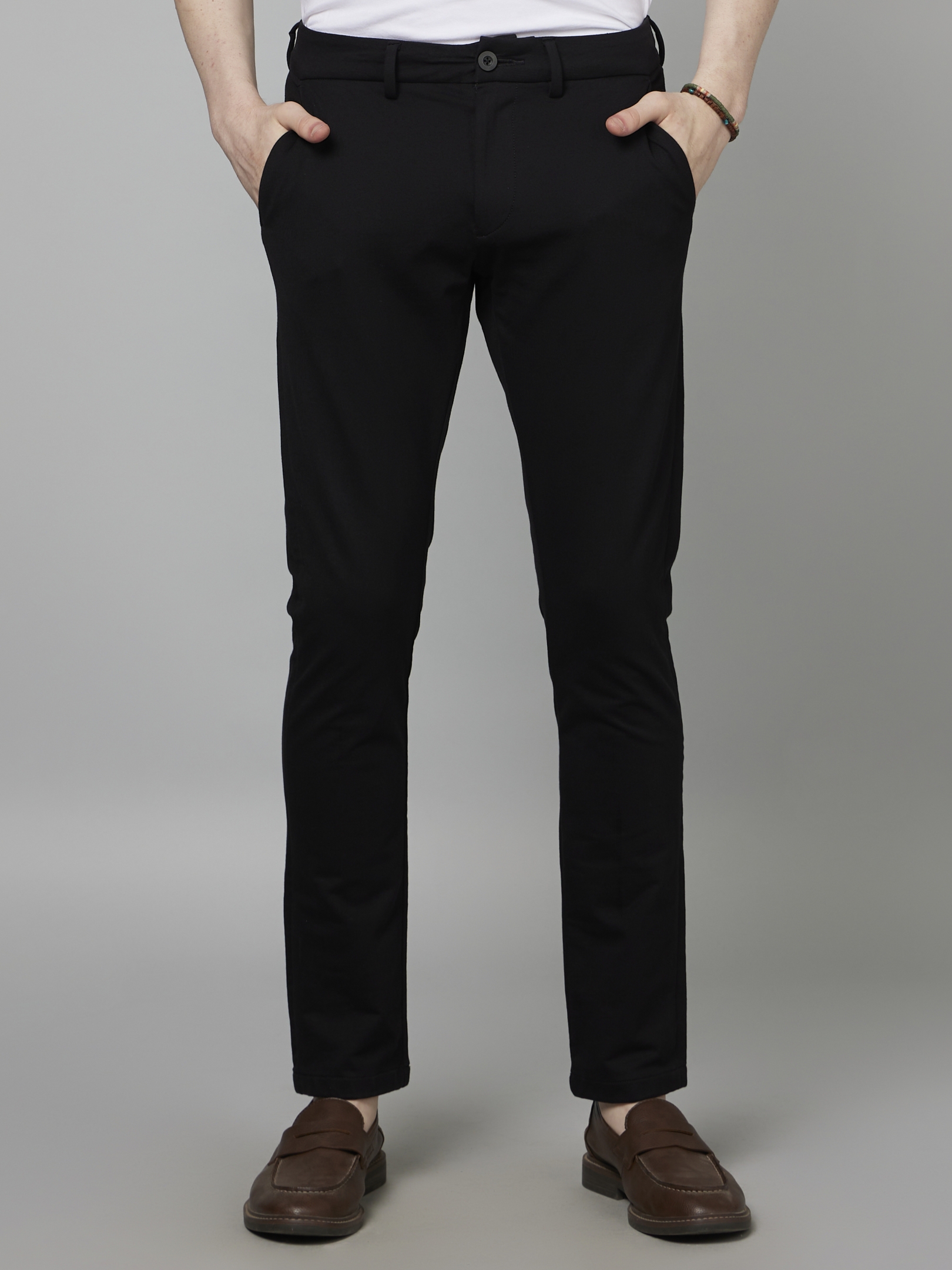 Men's Black Cotton Blend Solid Trousers