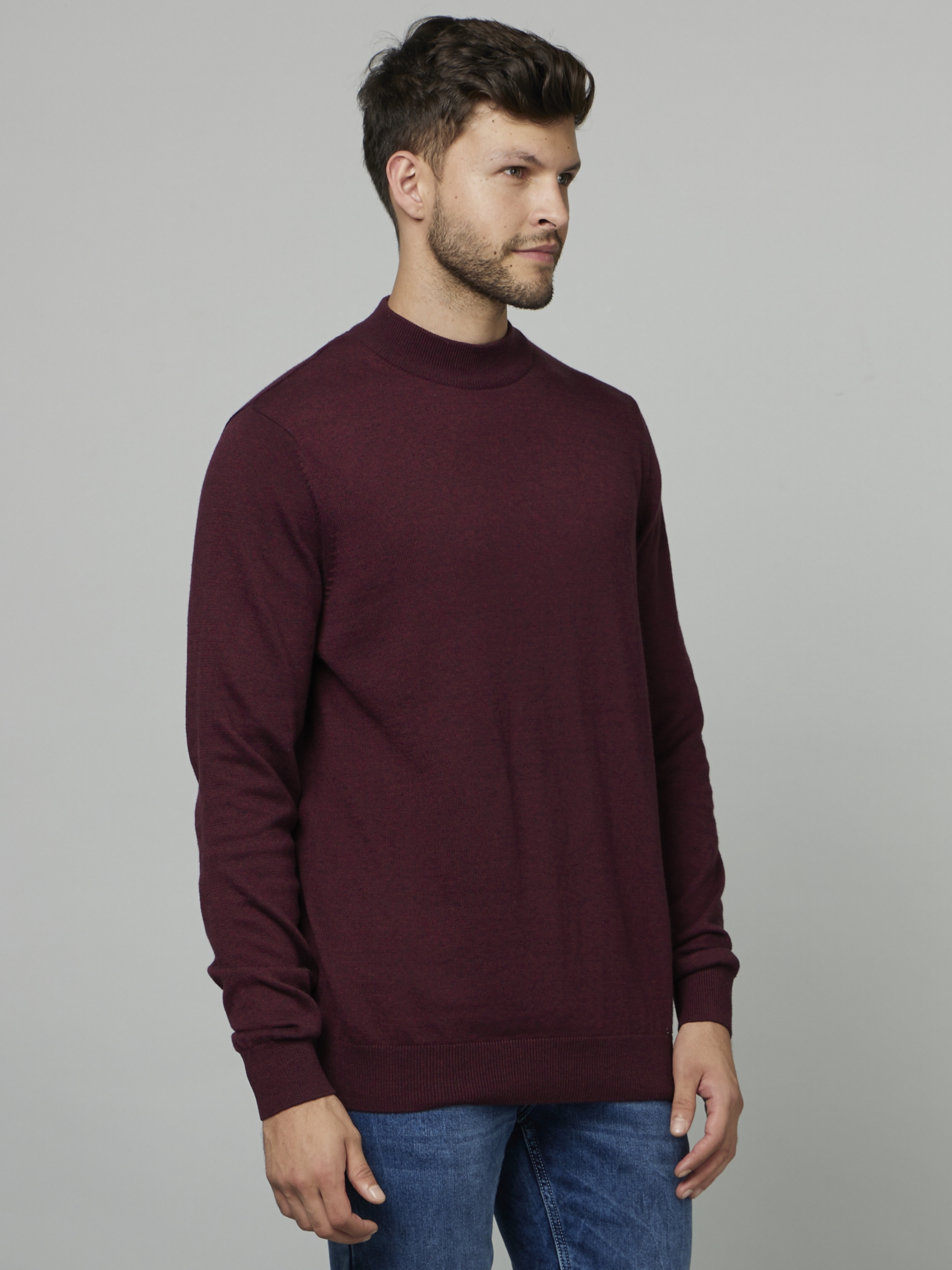Men's Brown Solid Sweaters