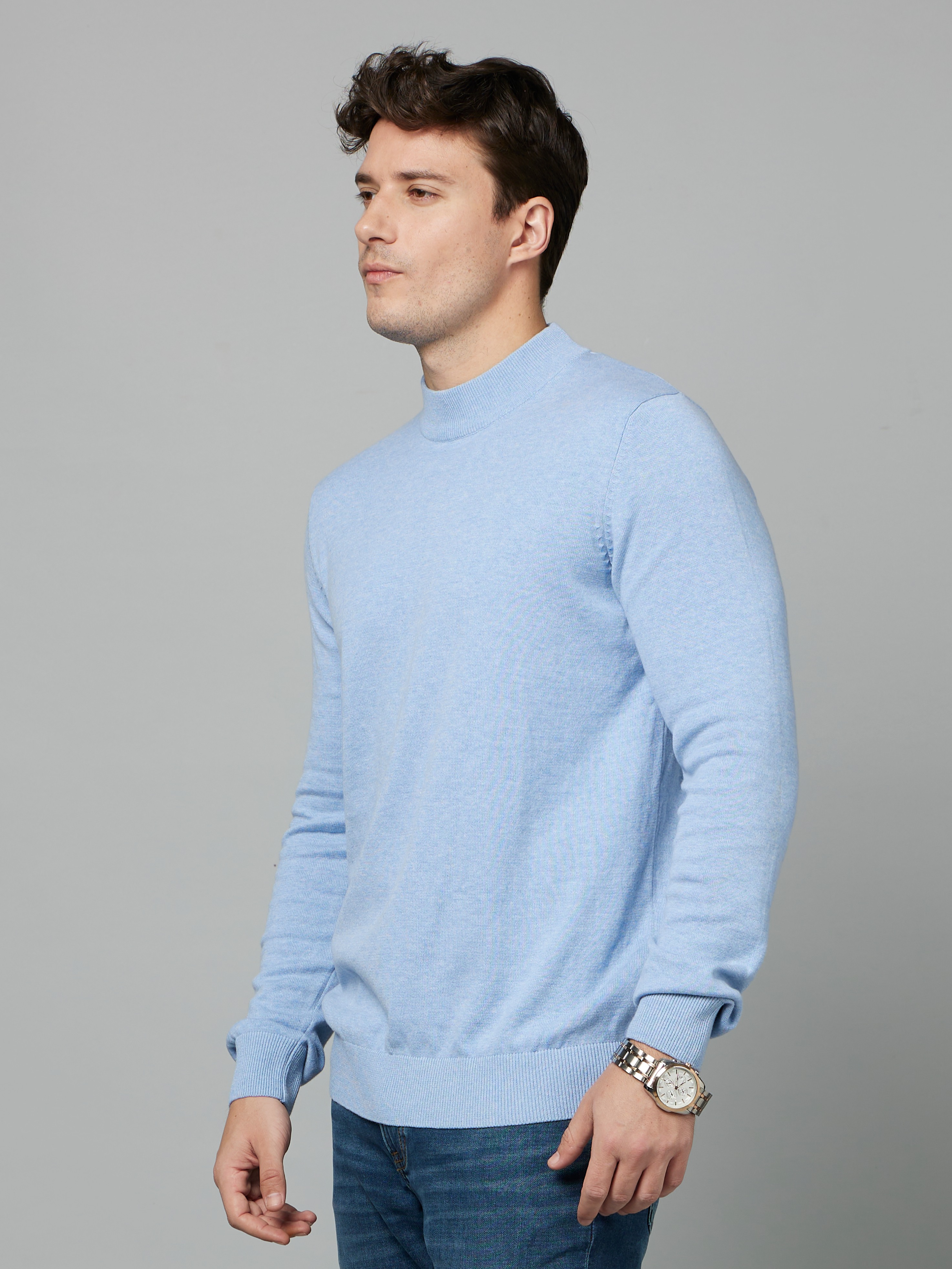 Men's Blue Solid Sweaters