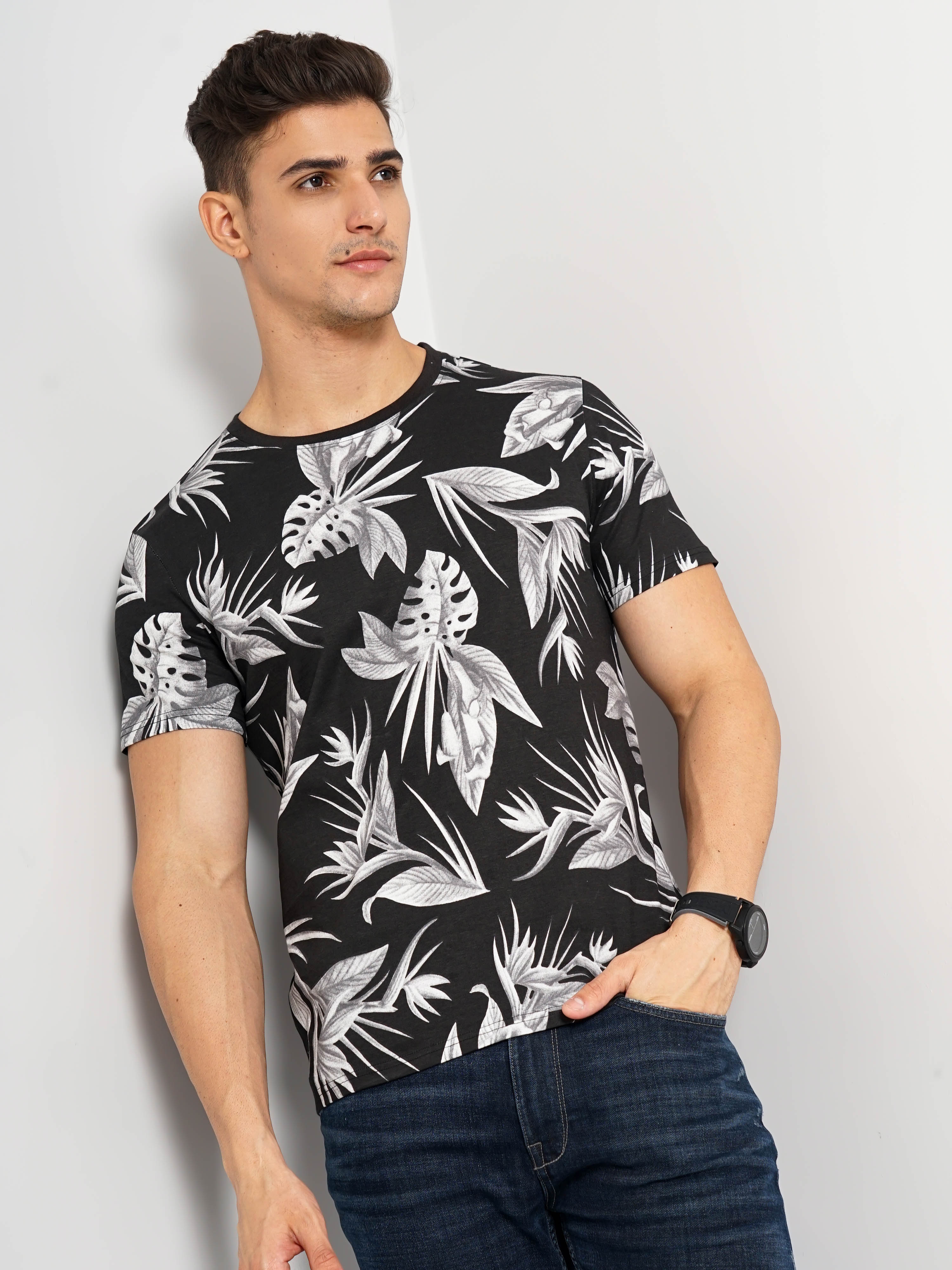 celio | Men's Black Floral Regular T-Shirts