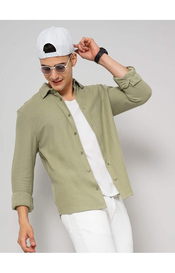 Men's Green Solid Casual Shirts