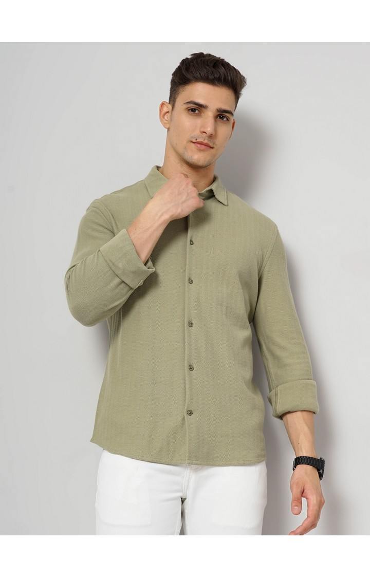 Men's Green Solid Casual Shirts