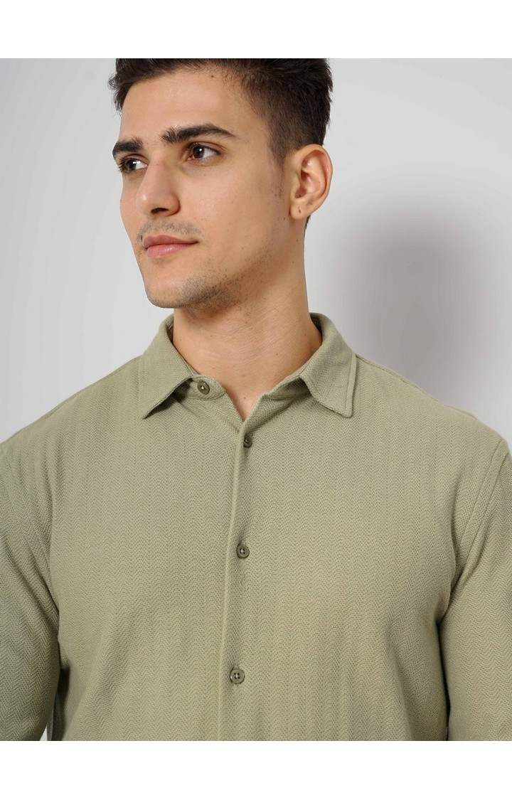 Men's Green Solid Casual Shirts
