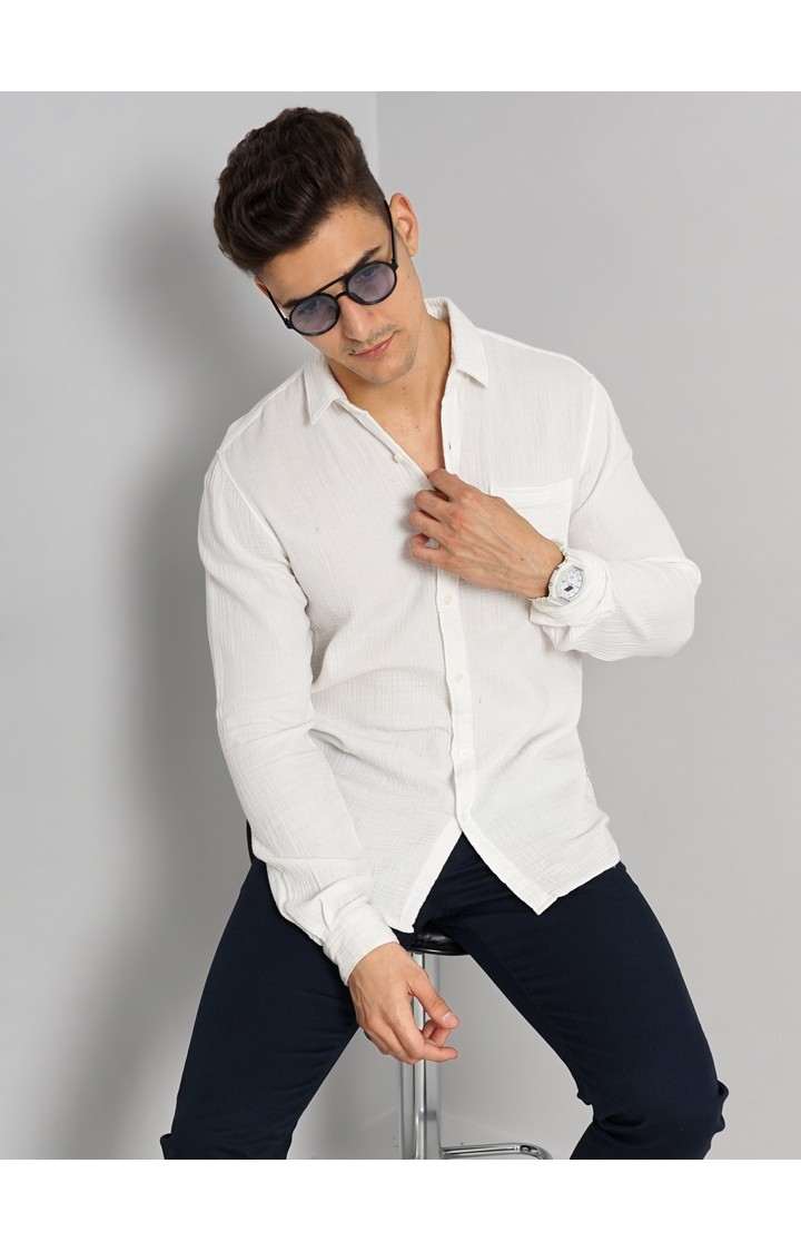 Men's White Solid Casual Shirts