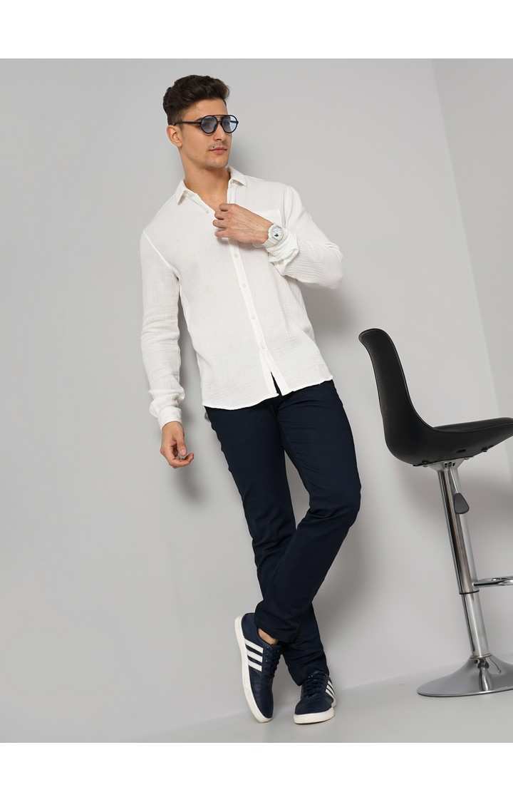 Men's White Solid Casual Shirts