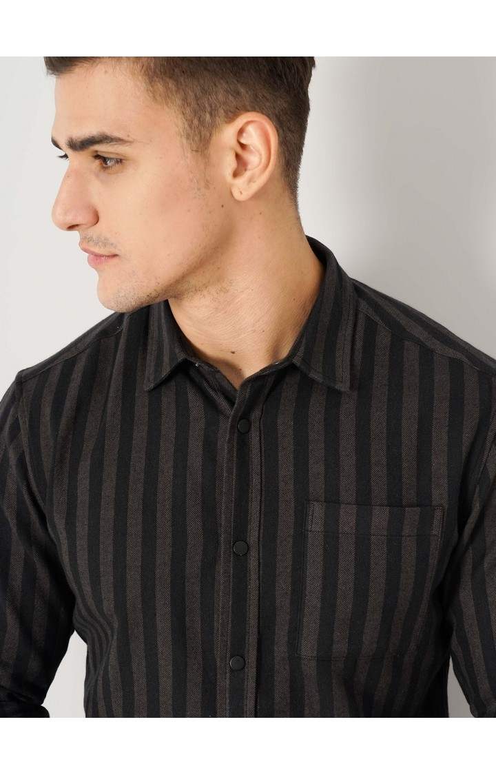 Men's Black Striped Casual Shirts