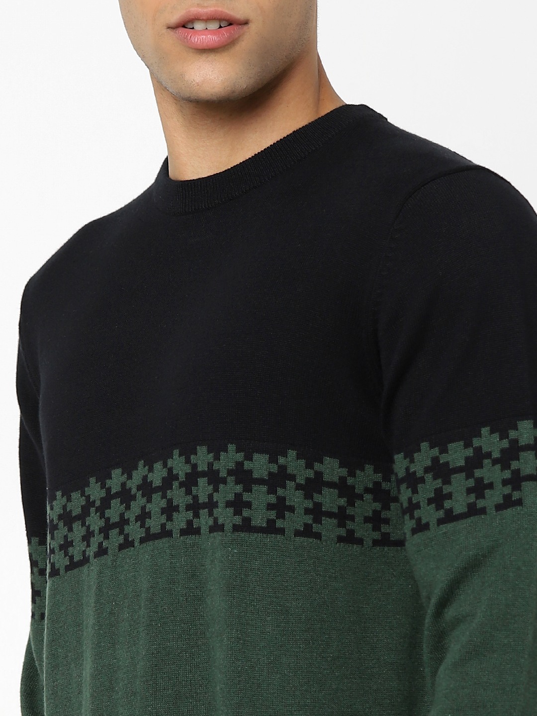 Men's Black Colourblock Sweaters