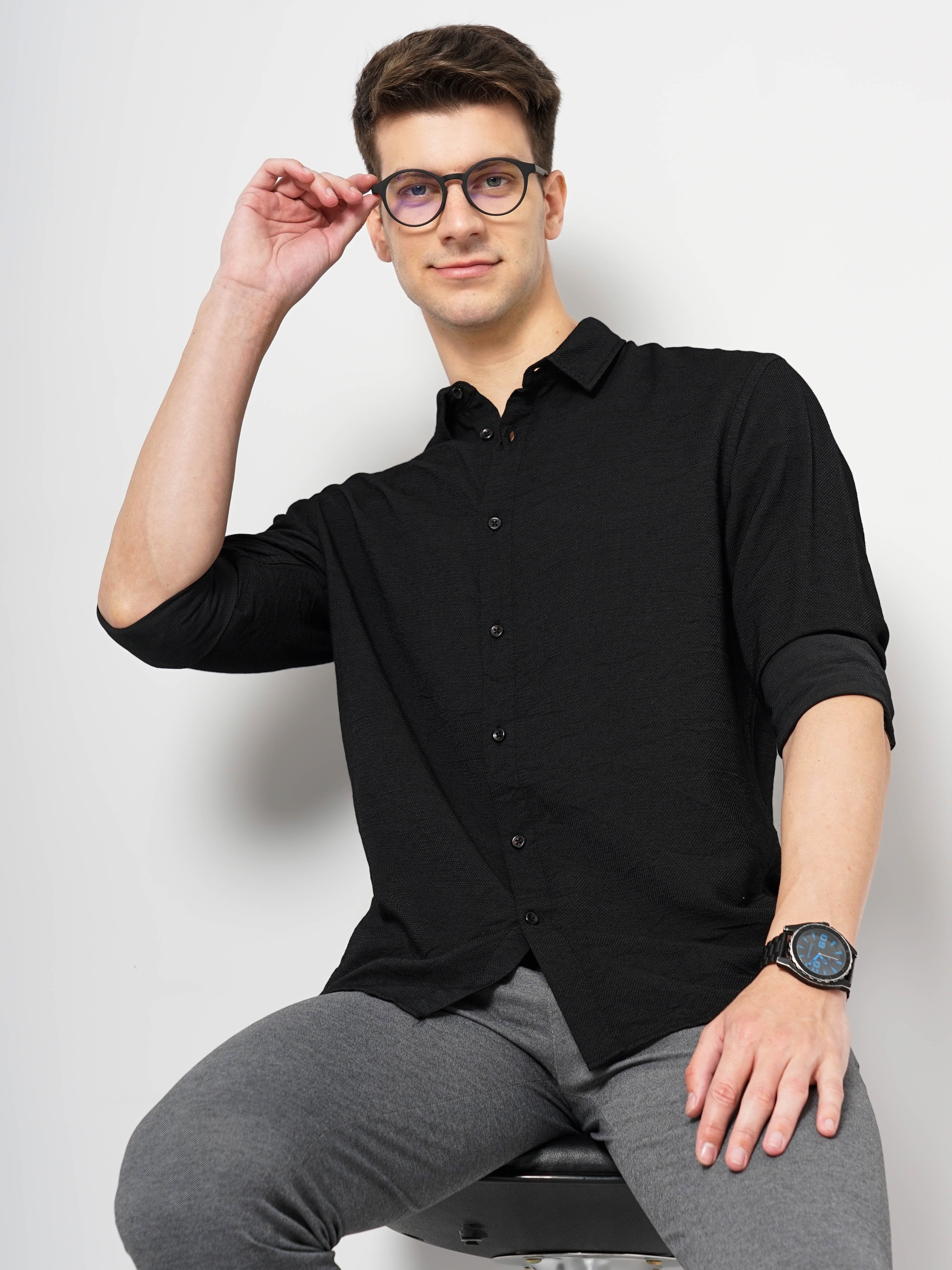 Men's Black Solid Casual Shirts
