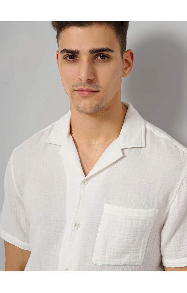 Men's White Solid Casual Shirts