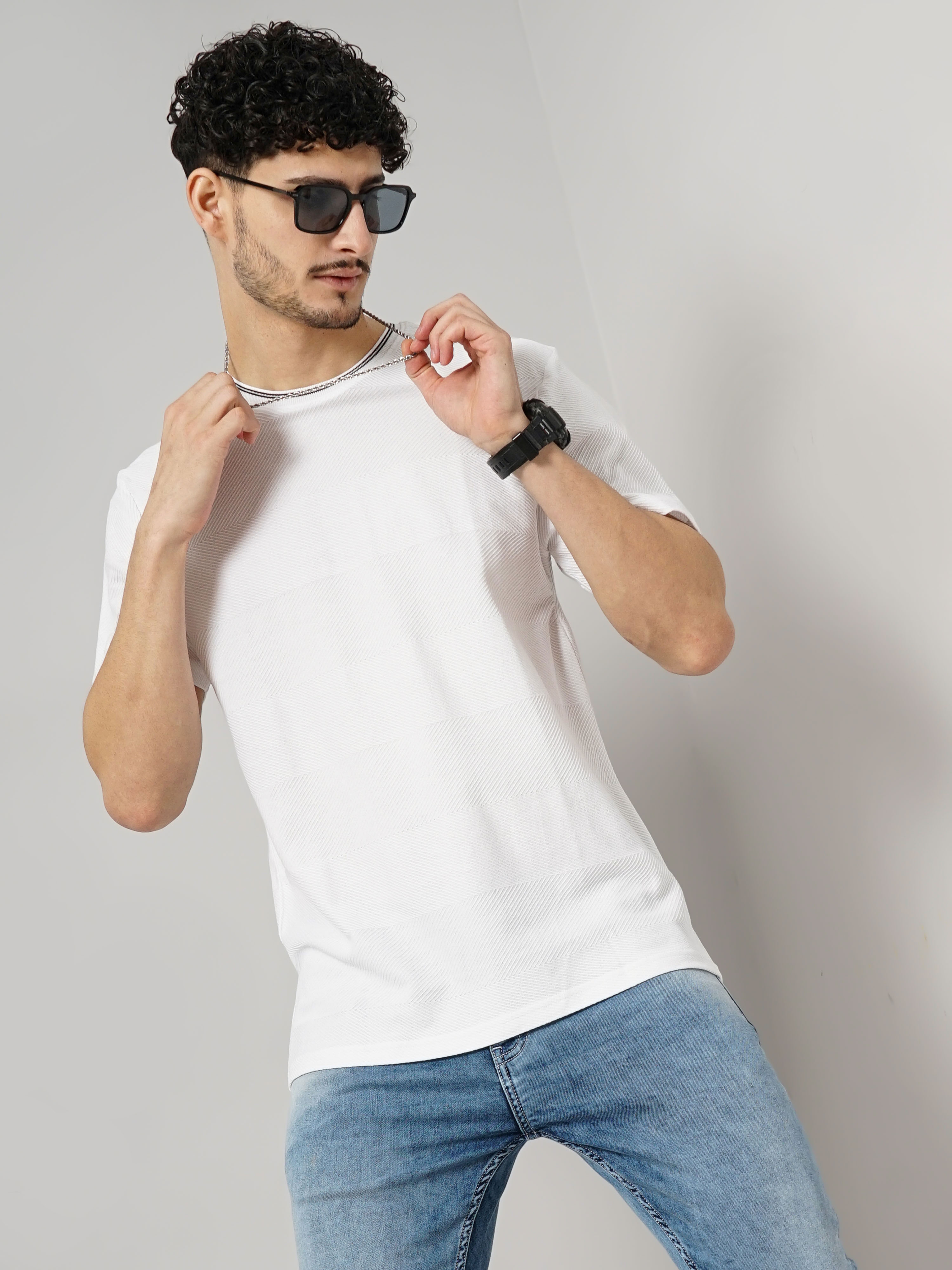 Celio Men's Solid White Half Sleeve Round Neck Fashion Tshirt