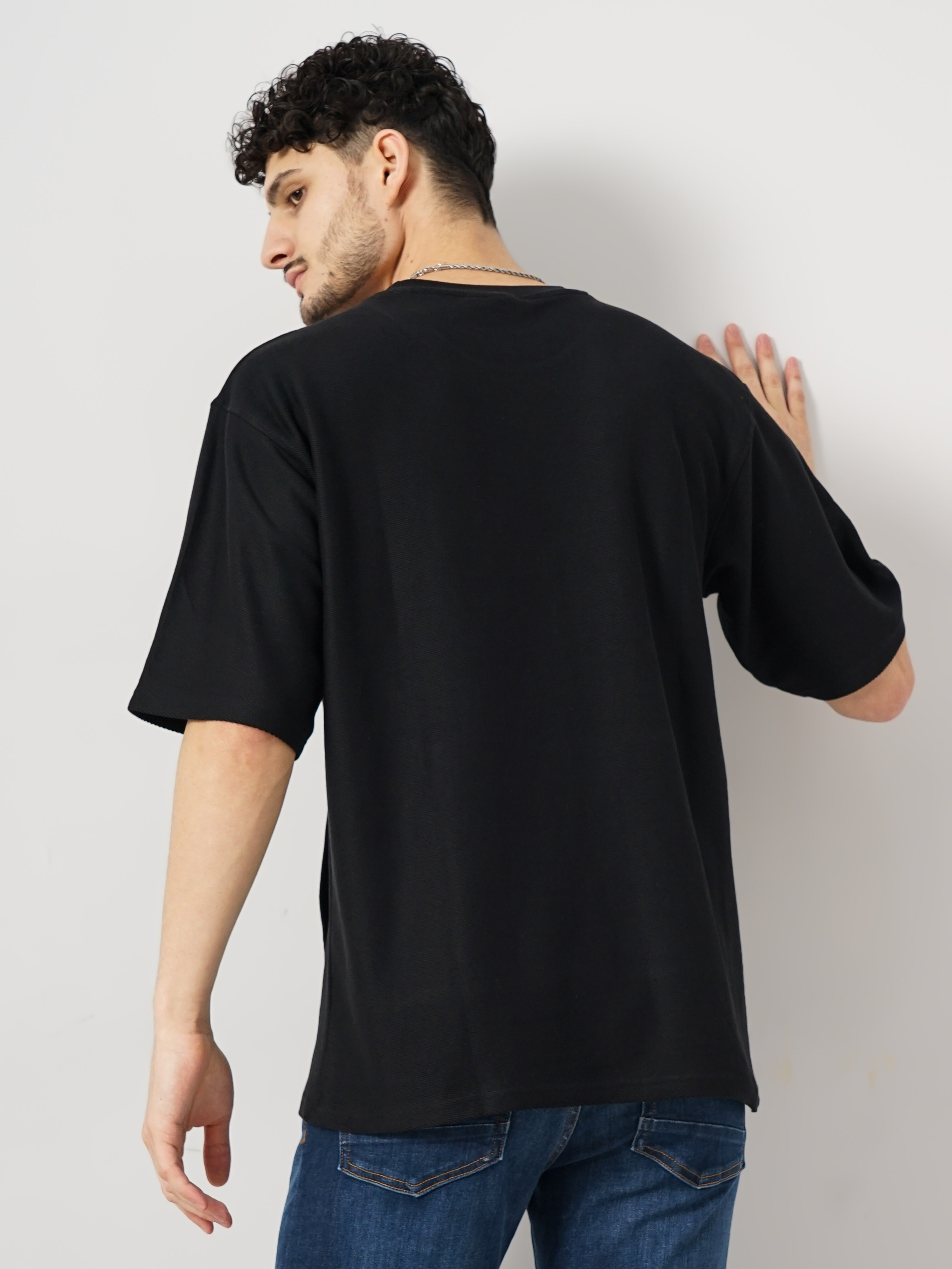 Celio Men's Solid Black Half Sleeve Round Neck Structured Tshirt