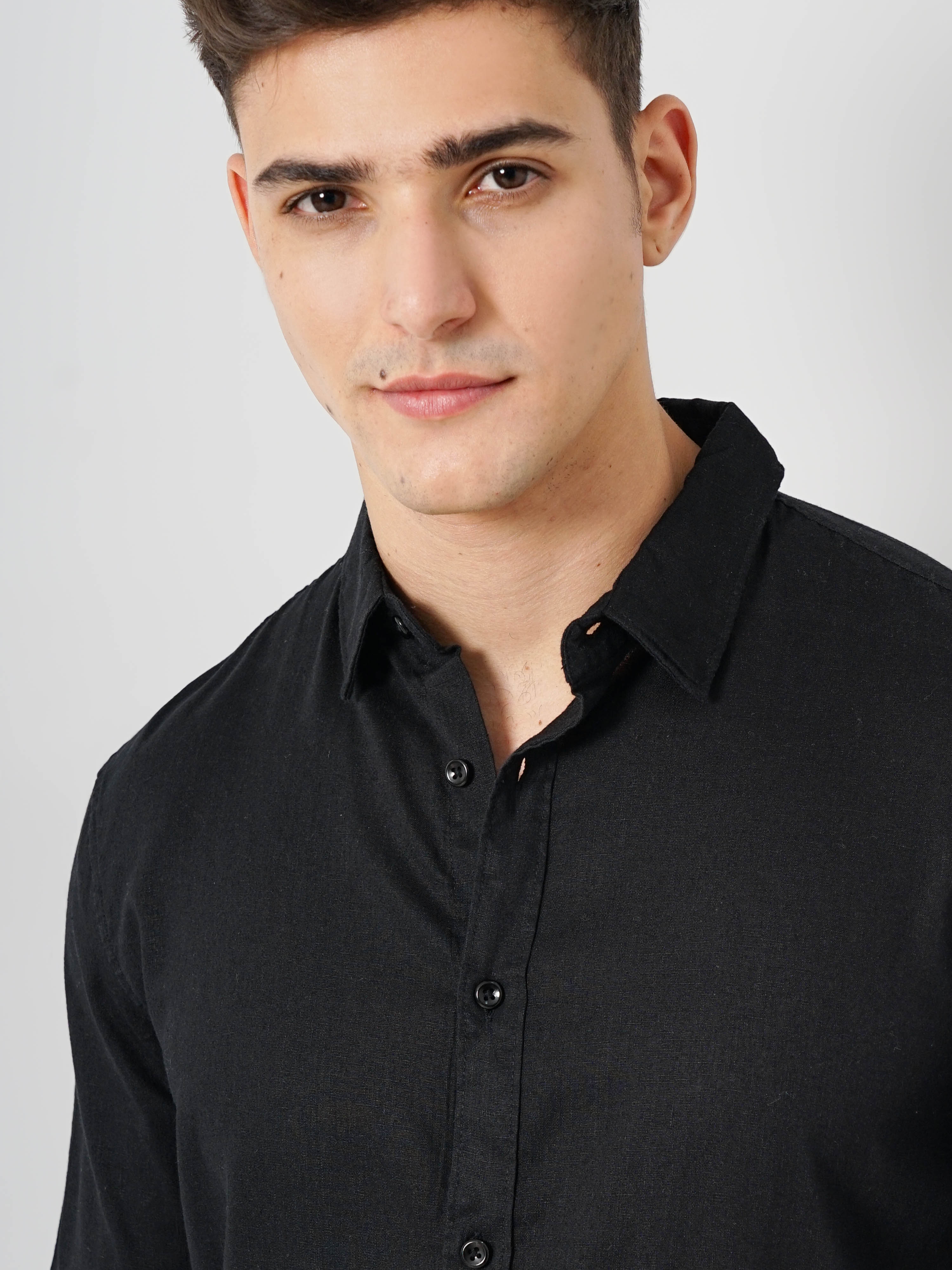 Celio Men's Solid Black Full Sleeve Linen Shirt