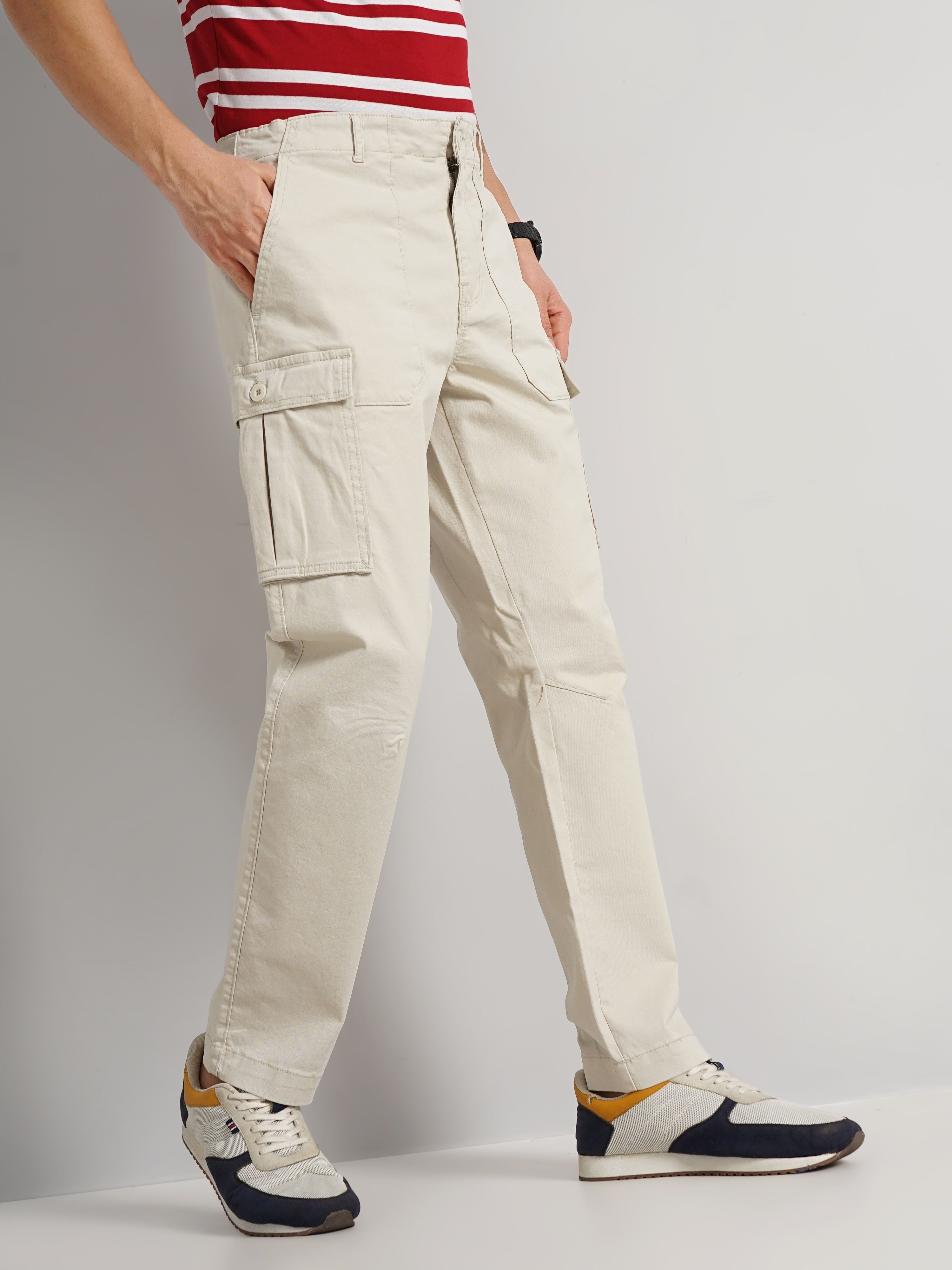 celio | Celio Men Beige Solid Regular Fit Cotton Cargo Casual Trouser 6