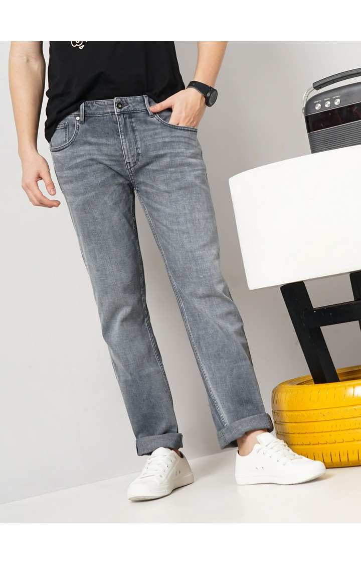 Celio Men Grey Solid Straight Fit Cotton Twill Denim Soft Touch Jeans