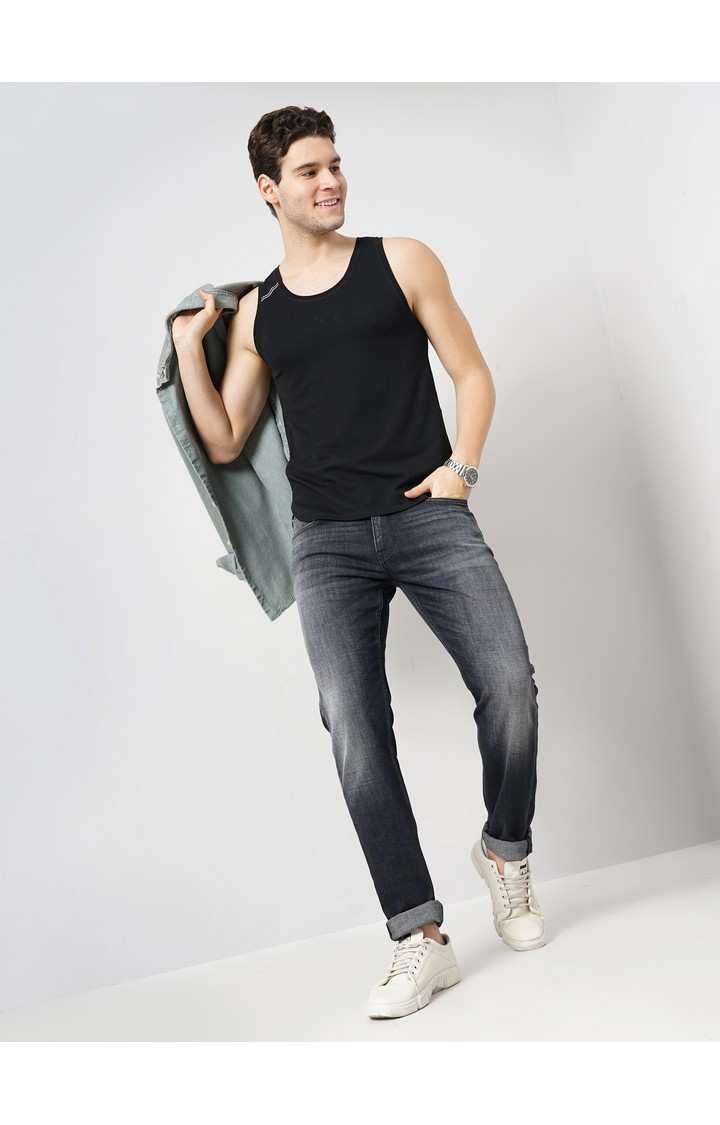 Celio Men Black Solid Straight Fit Cotton Twill Denim Soft Touch Jeans