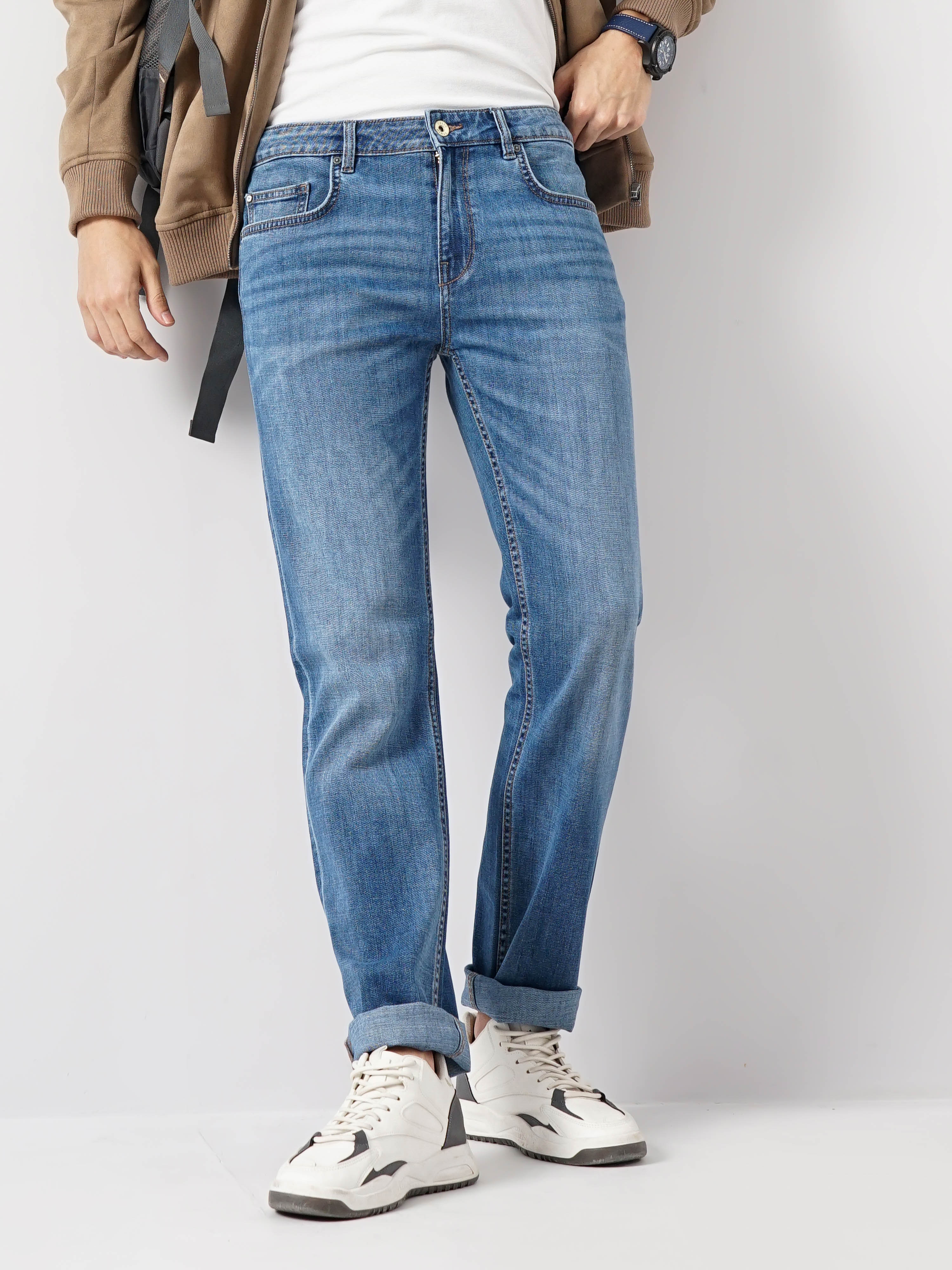 celio | Celio Men Blue Solid Straight Fit Cotton Innovation - Soft Touch Jeans