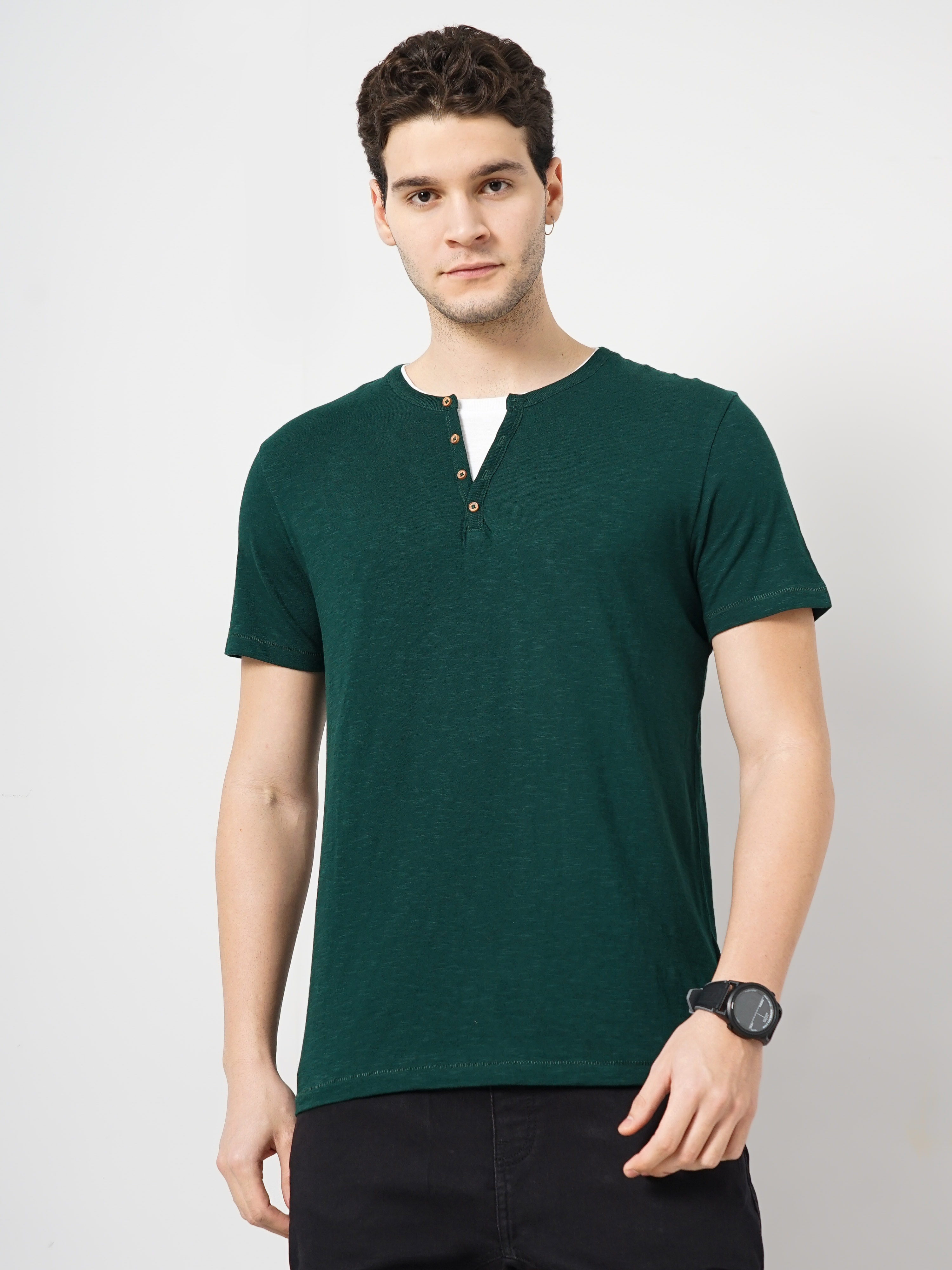 Celio Men Green Solid Regular Fit Fashion Cotton Slub Tshirt