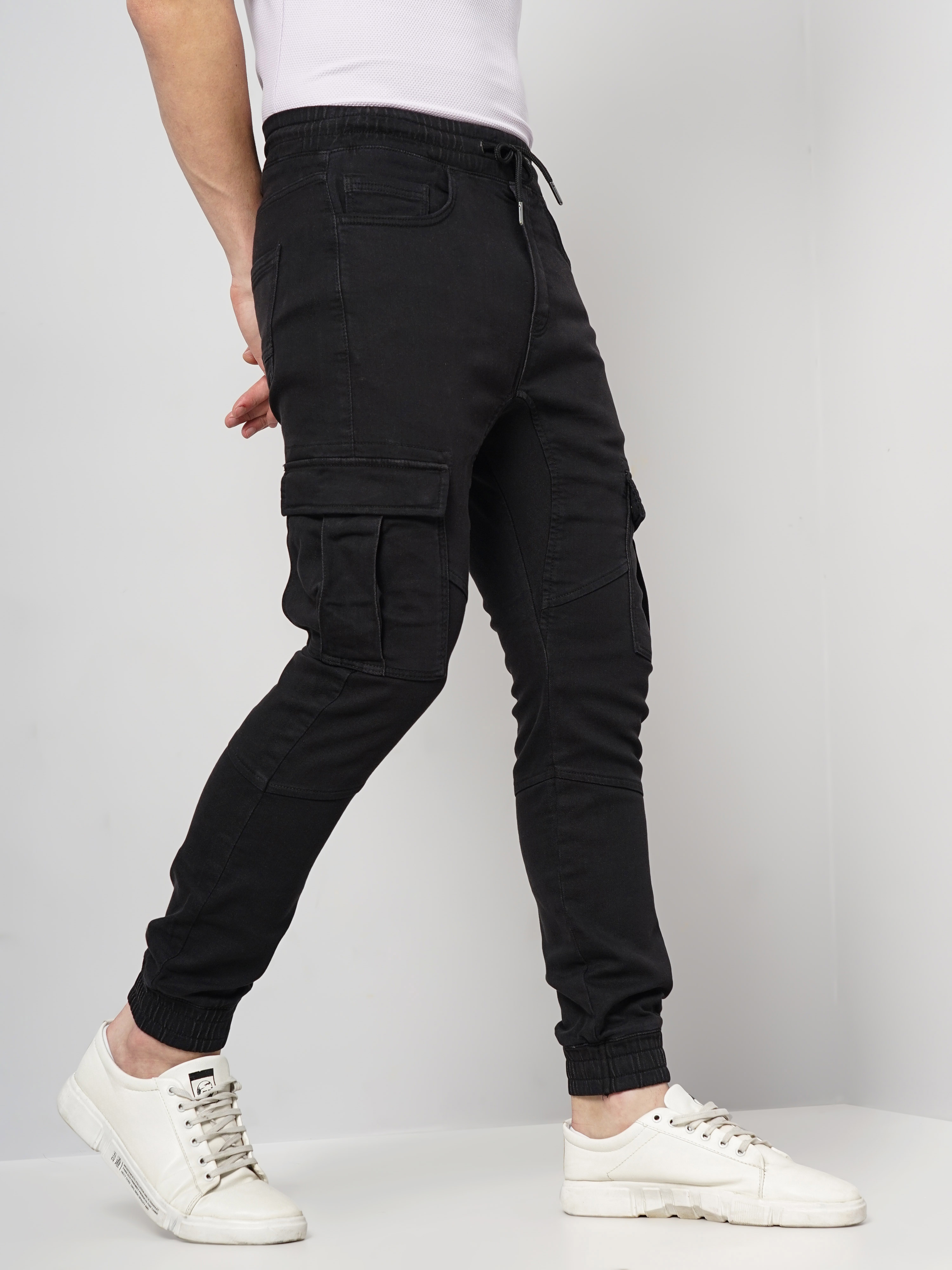 celio | Celio Men Black Solid Loose Fit Cotton Cargo Casual Trouser 3