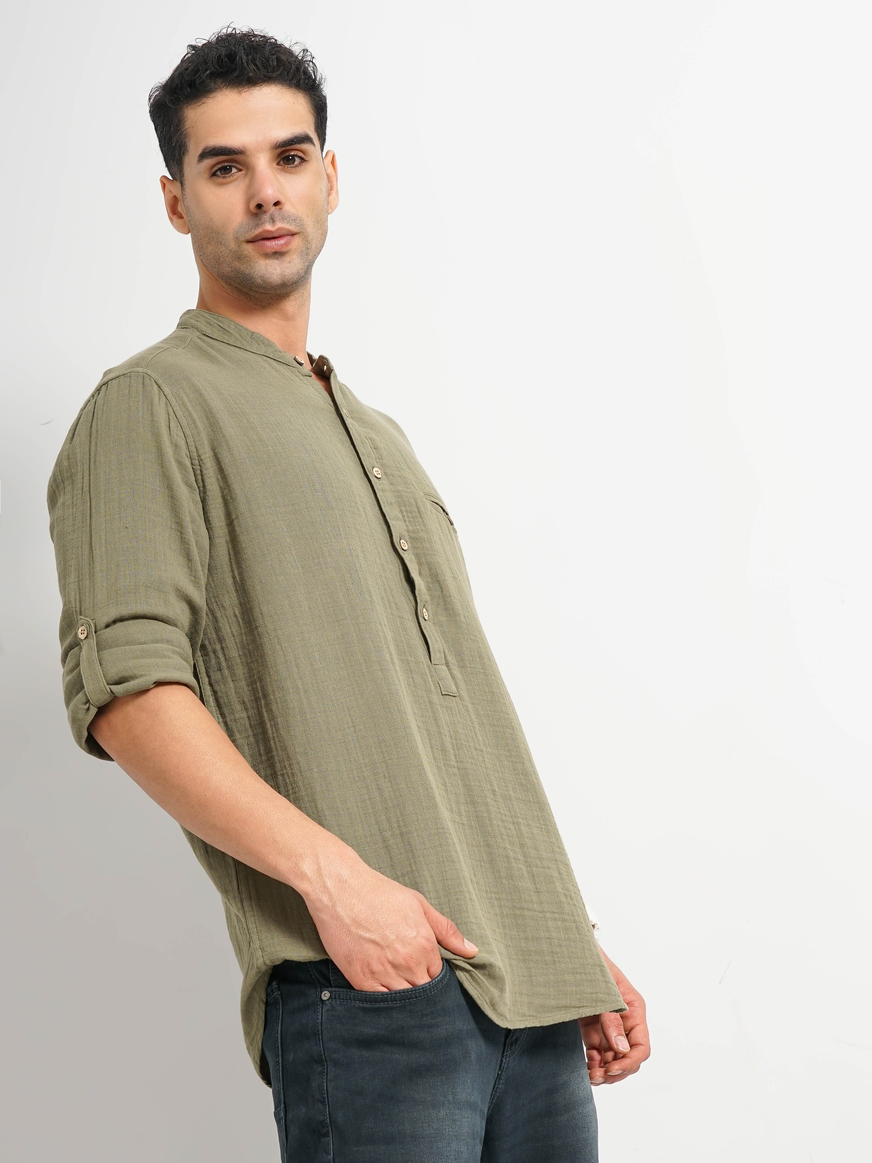Celio Men Olive Solid Regular Fit Cotton Double Cloth Shirt