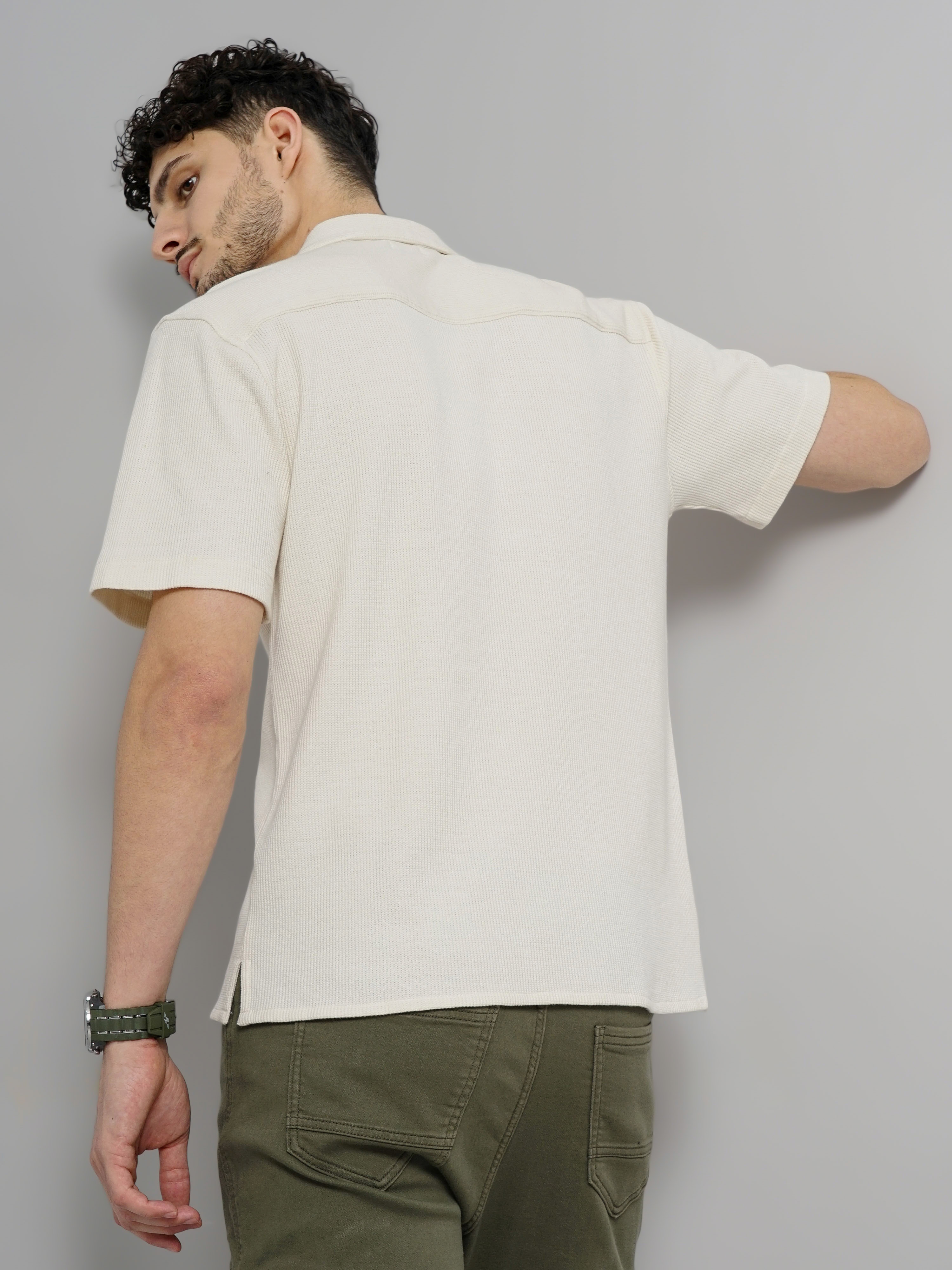 Celio Men Beige Solid Regular Fit Cotton Flatknit Shirt Casual Shirt