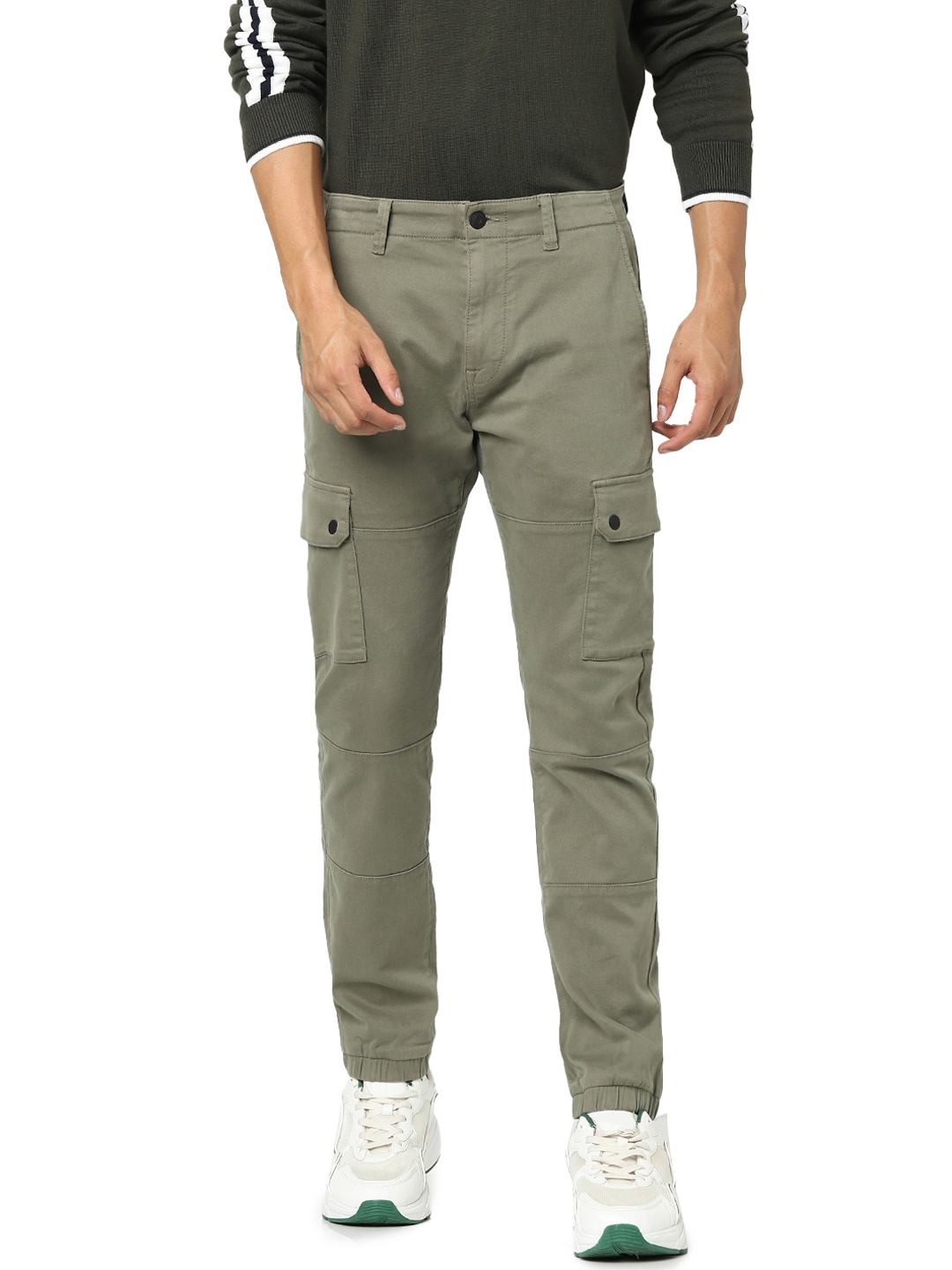 celio | Celio Men Green Solid Loose Fit Cotton Cargo Casual Trouser 0