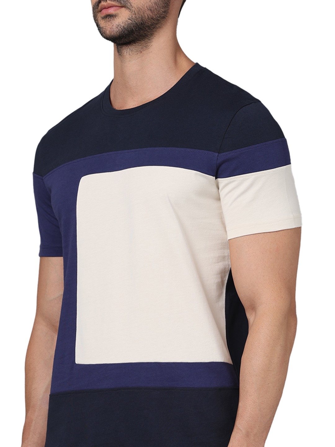 Celio Men Navy Blue Colourblocked Regular Fit Cotton Fashion Tshirt
