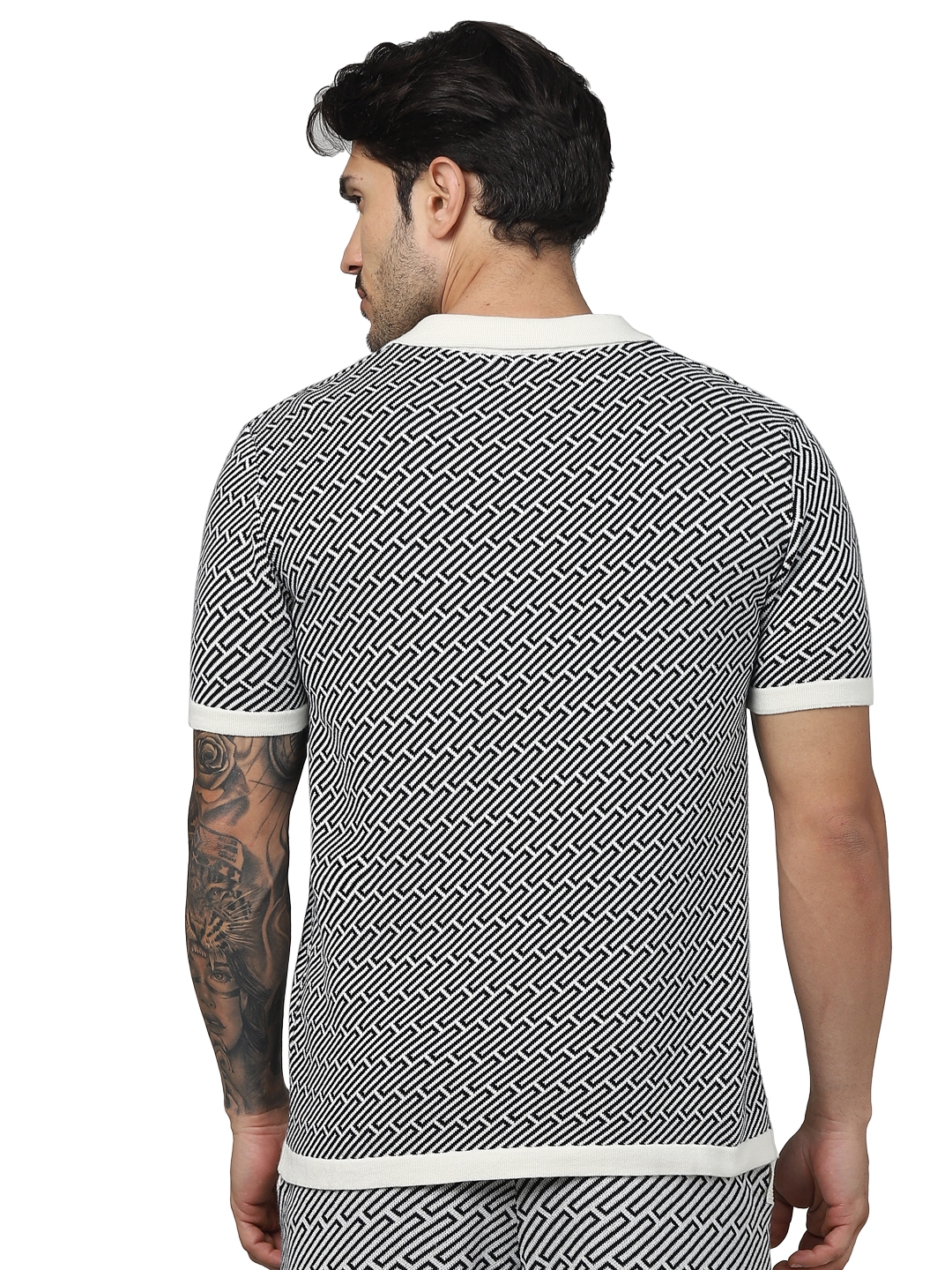 Celio Men Black Graphics Regular Fit Cotton Flat Knit Tshirts