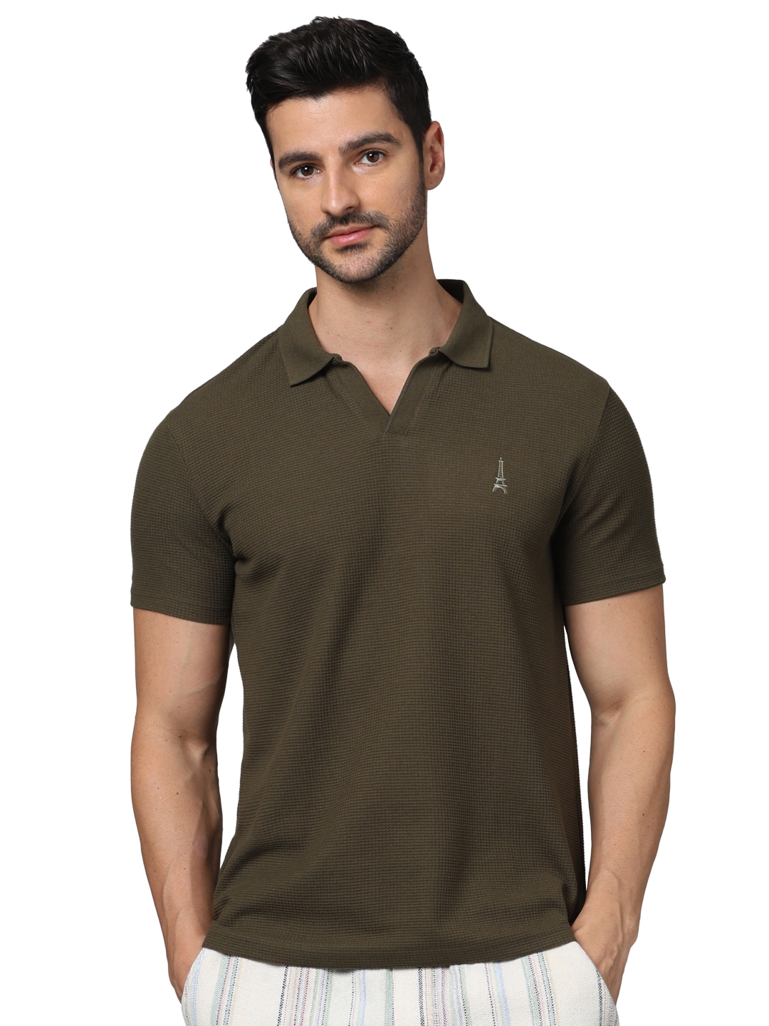 Celio Men Olive Solid Regular Fit Cotton Basic Polo Tshirts