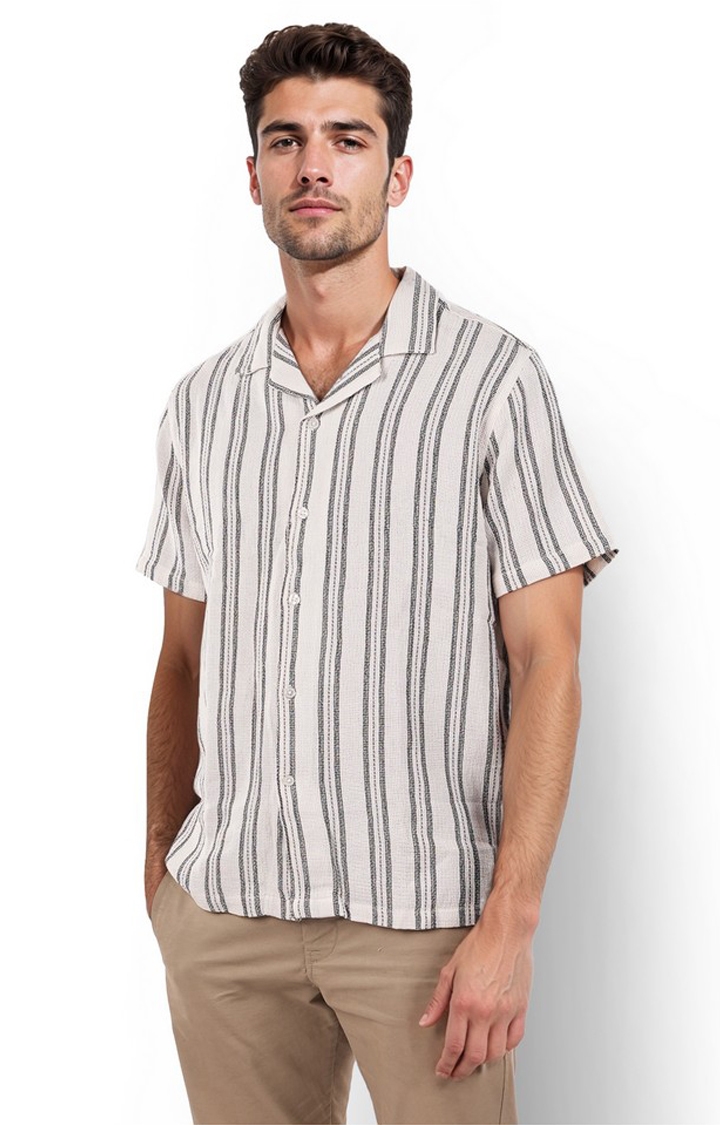 celio | Celio Men White Striped Boxy Cotton Casual Shirts
