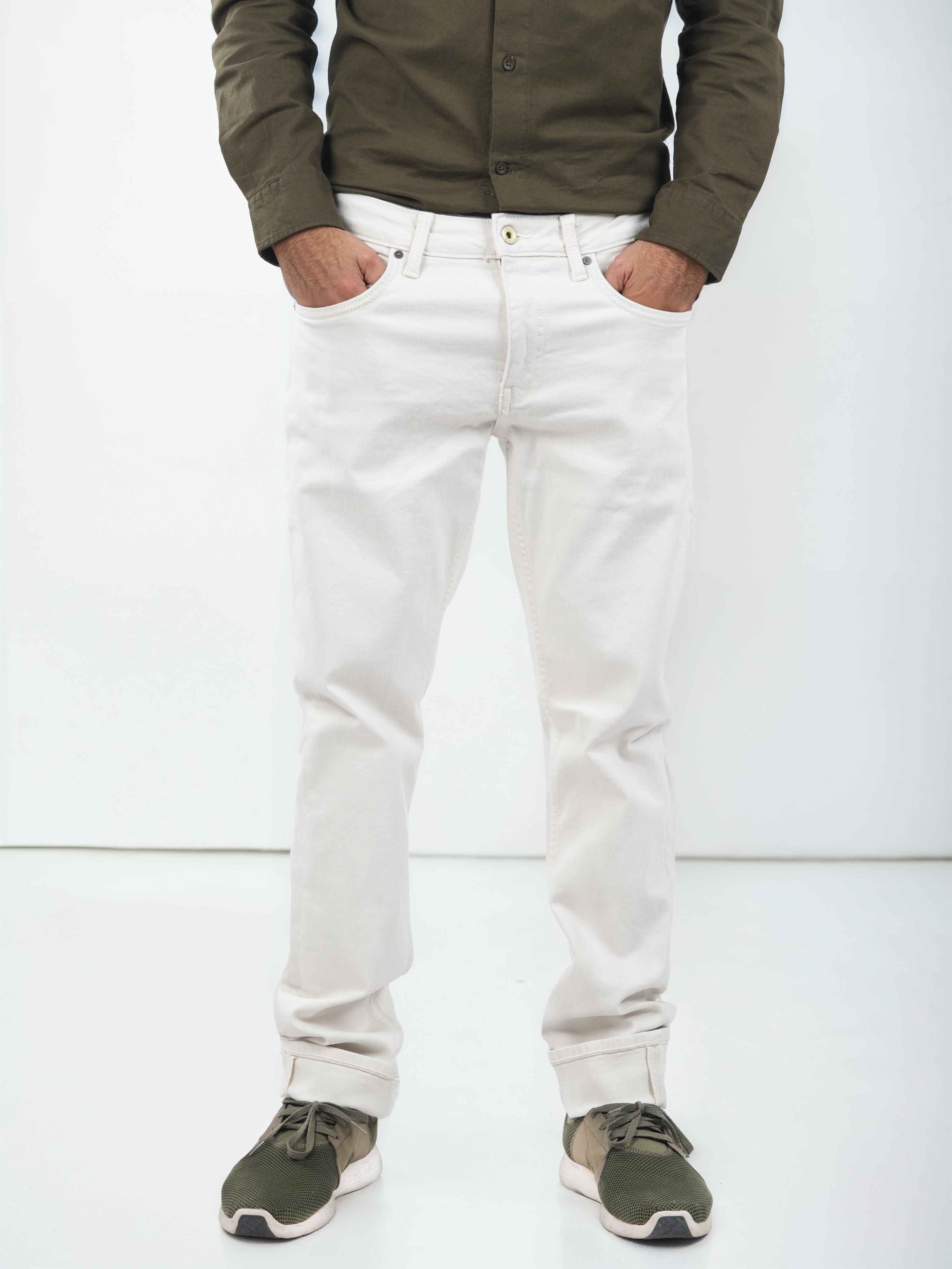 celio | Celio Men Beige Solid Slim Fit Cotton Rest All Options Jeans