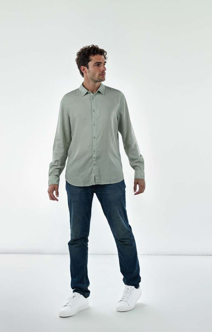 Celio Men Green Solid Regular Fit Linen Shirts