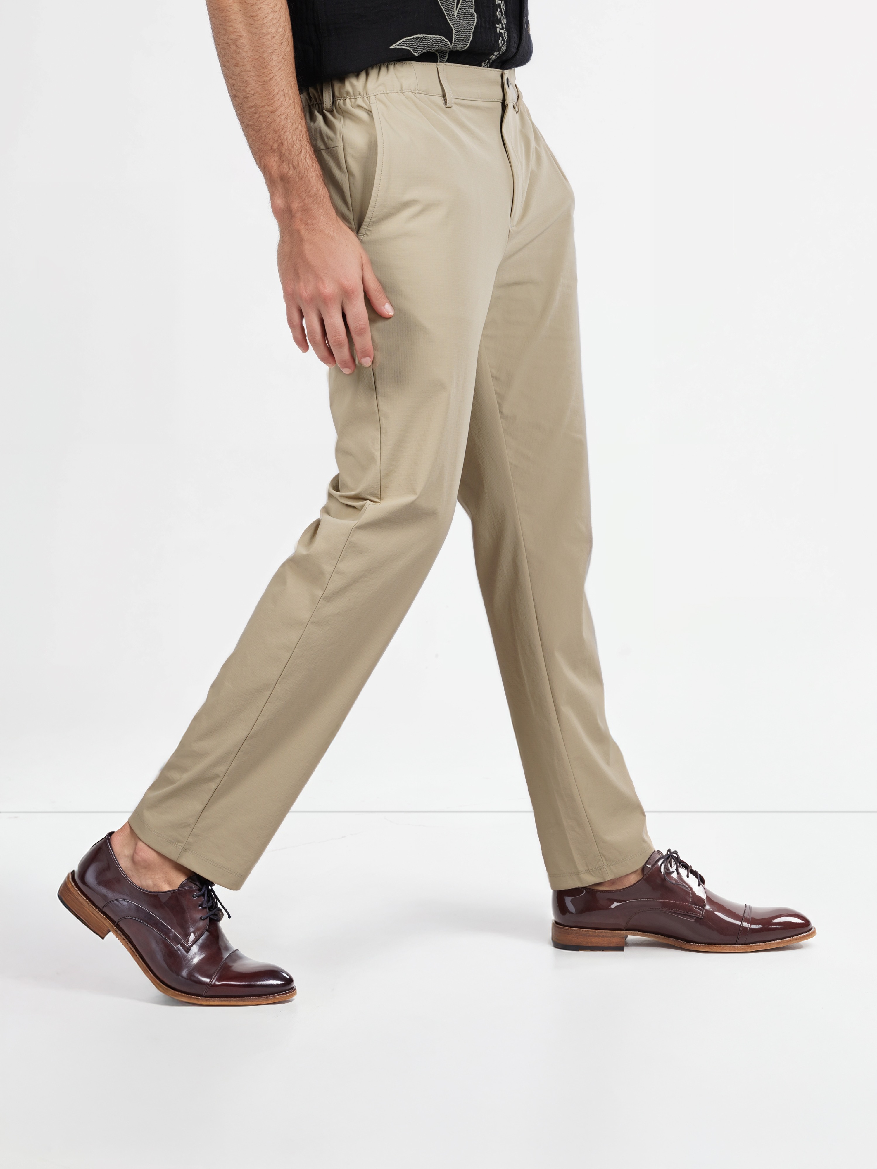 Celio Men Beige Solid Regular Fit Nylon Trouser