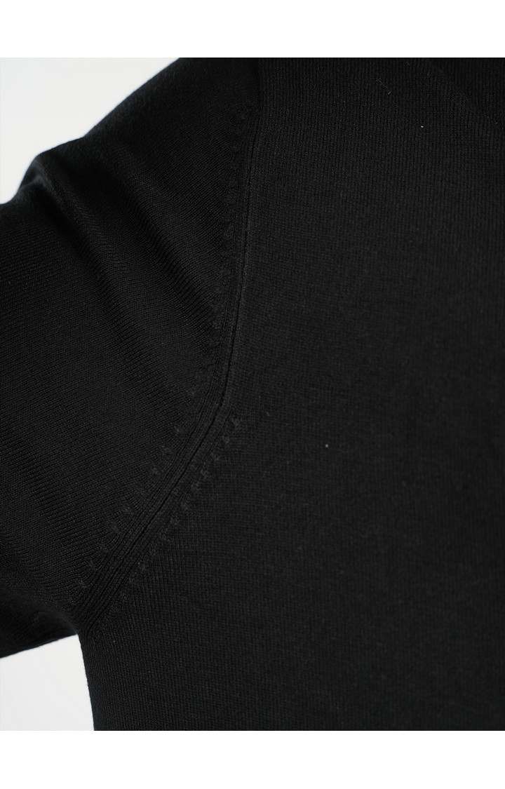 Celio Men Black Solid Regular Fit Viscose Rayon Sweater