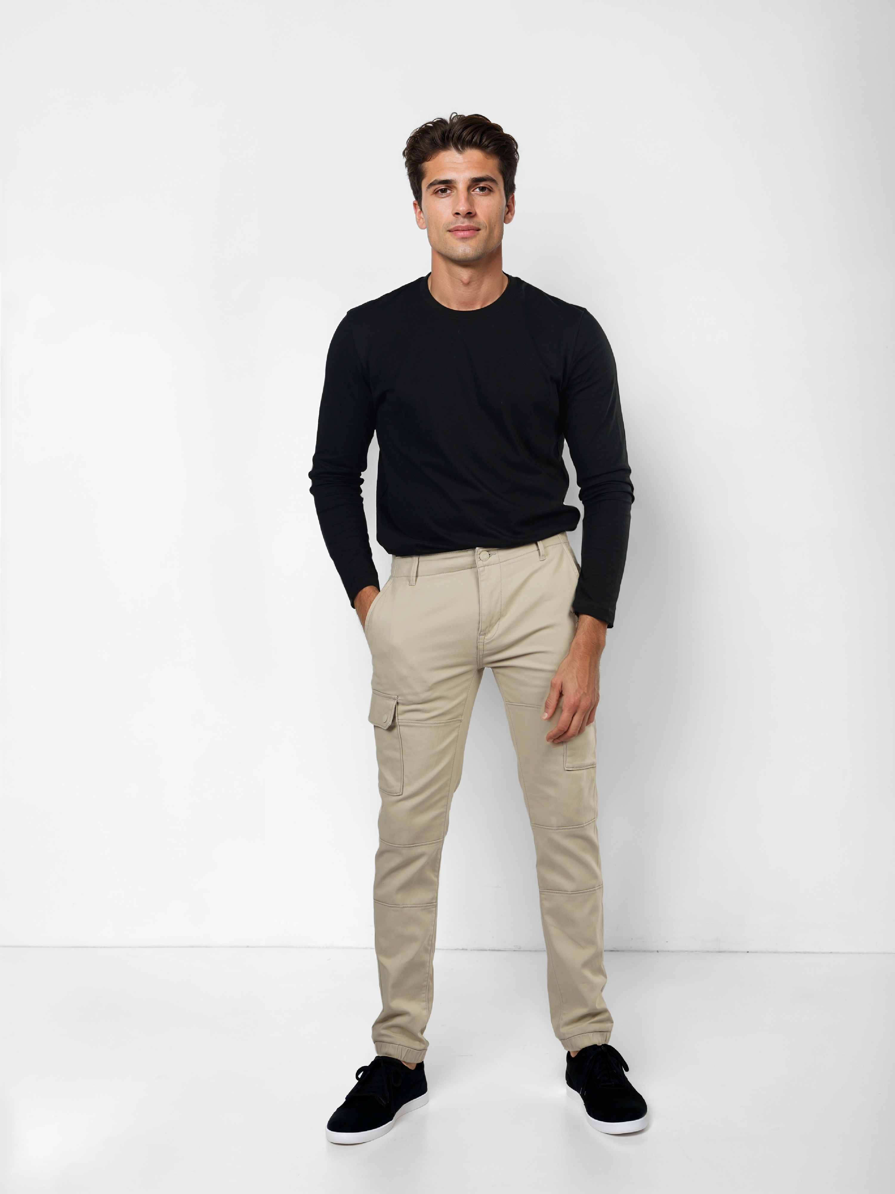 Celio Men Beige Solid Slim Fit Cotton Cargo Trousers