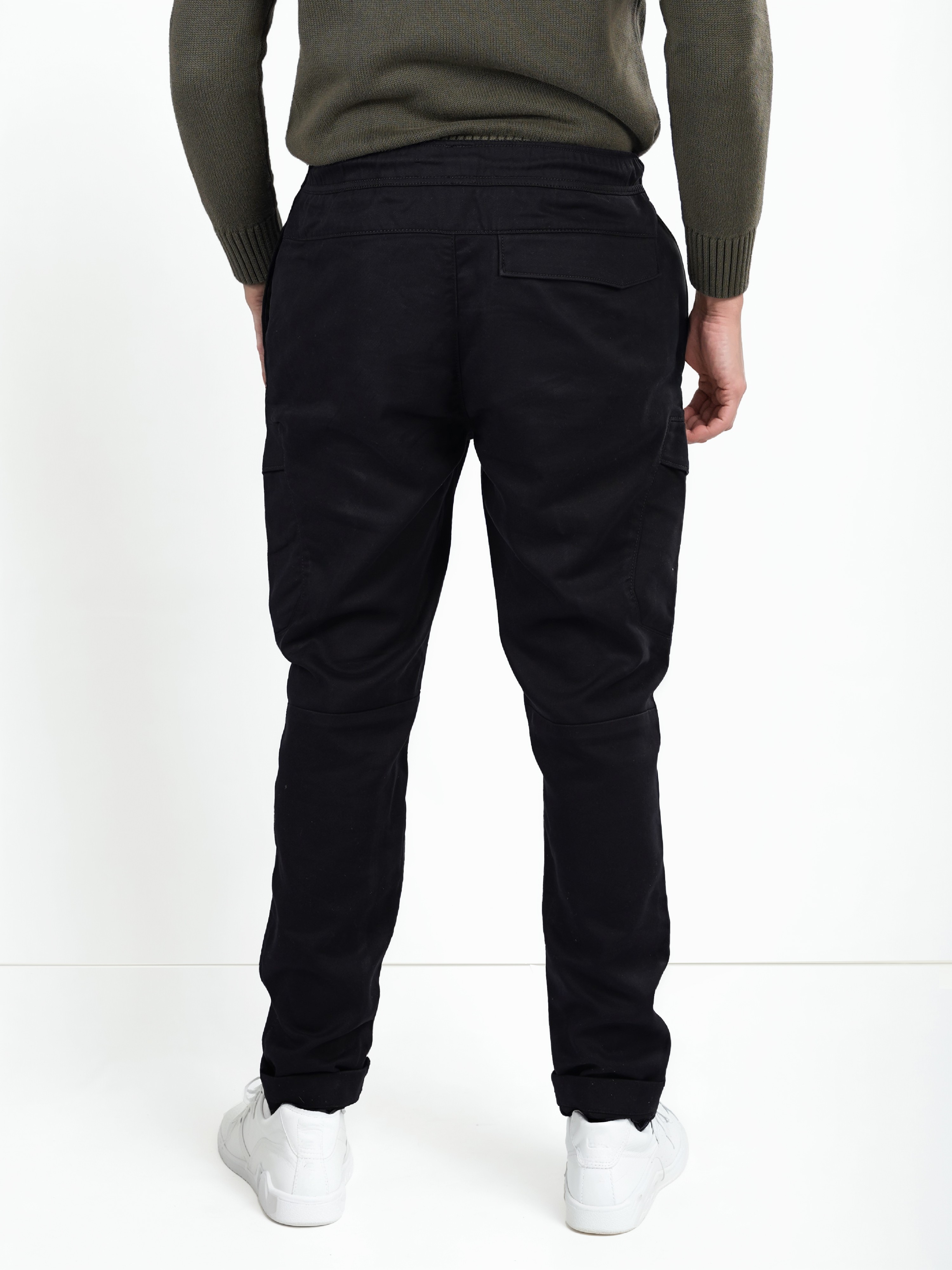 Celio Men Black Solid Slim Fit Cotton Cargo Trousers
