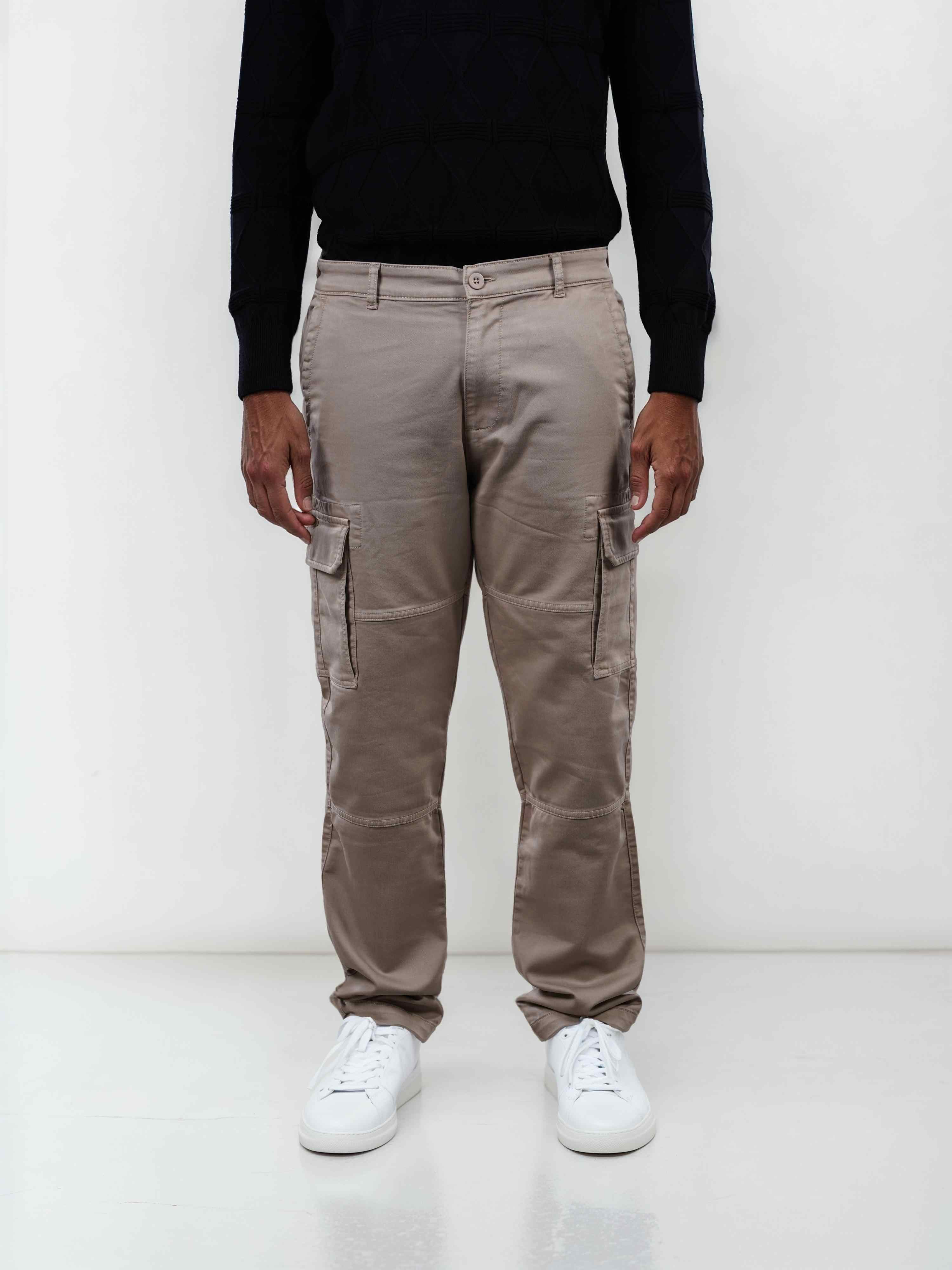 Celio Men Beige Solid Straight Fit Cotton Cargo Jeans
