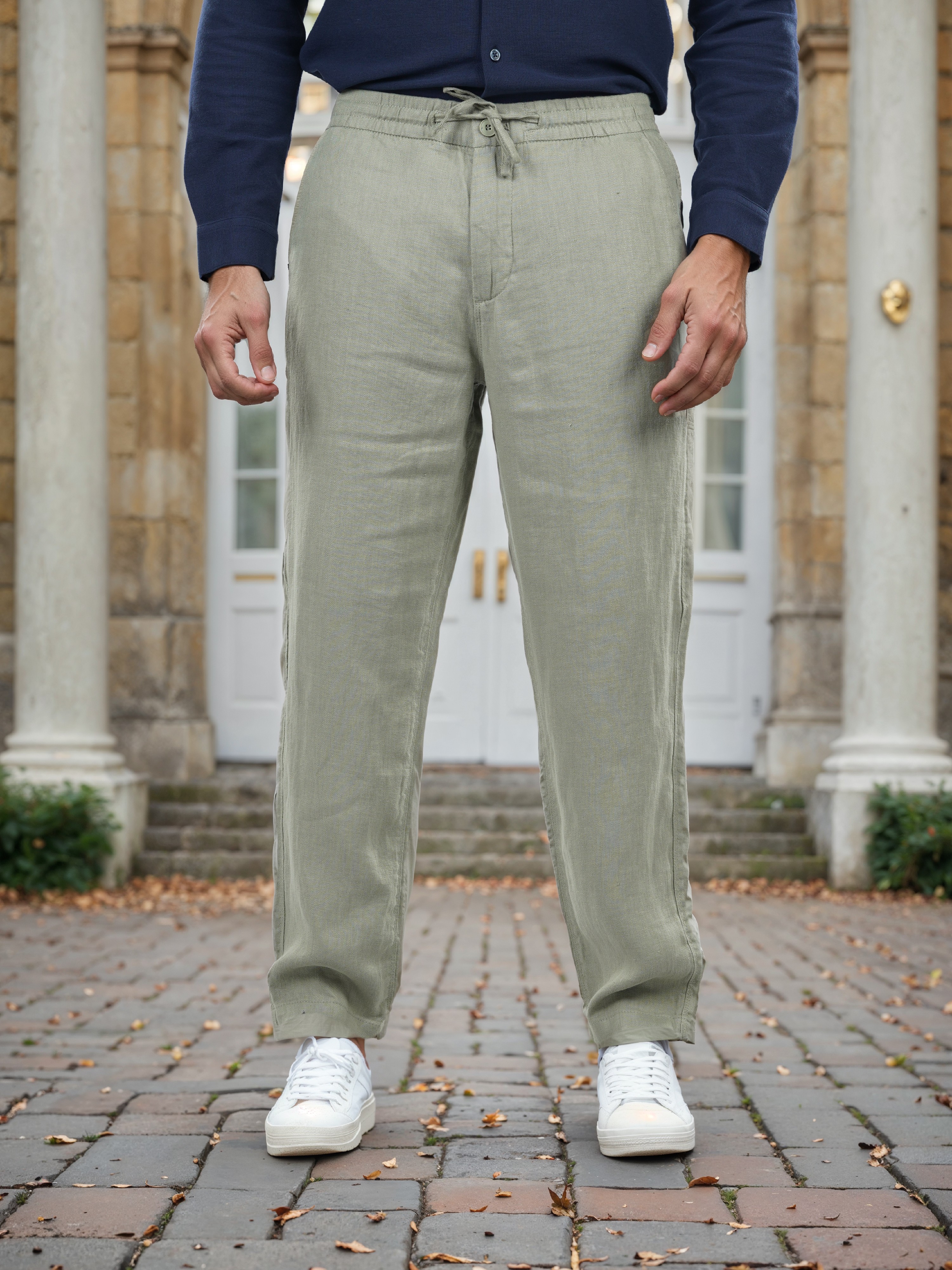 Celio Men Green Solid Straight Fit Linen Trousers