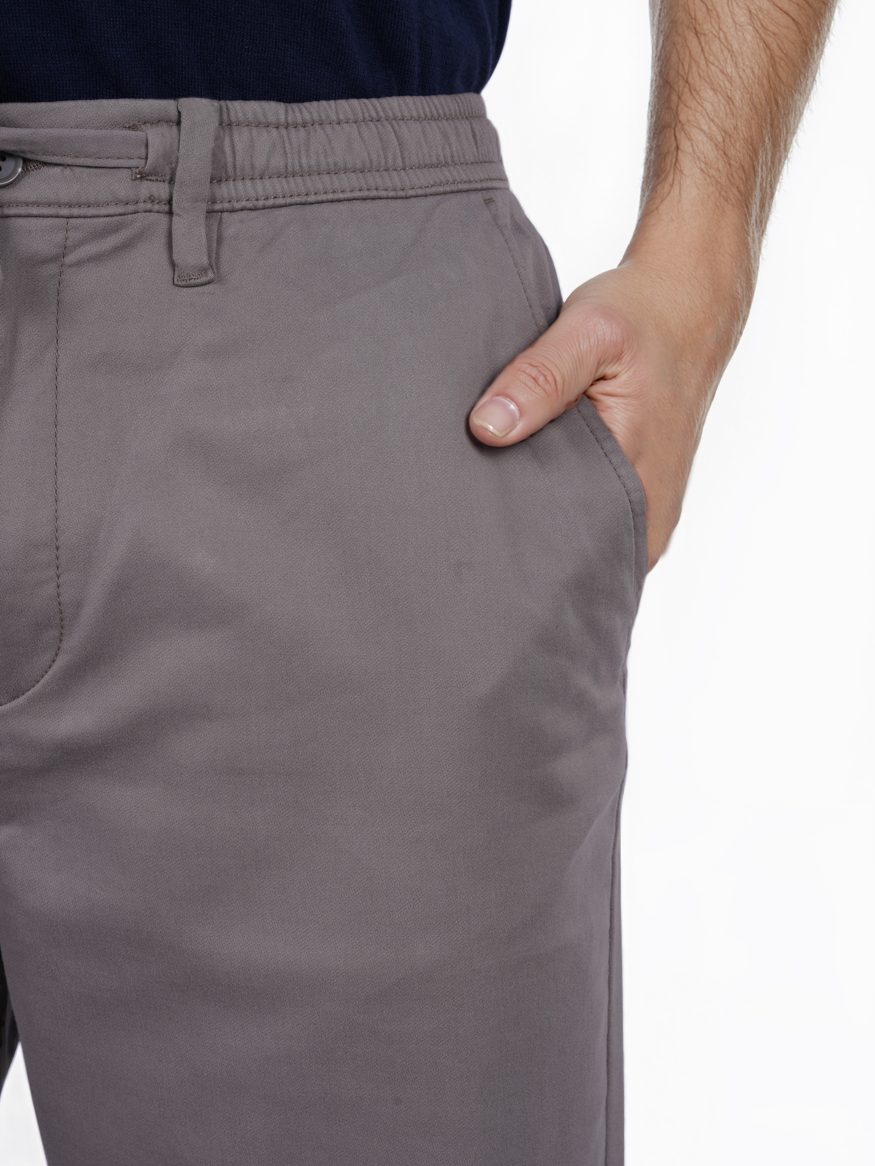 Celio Men Grey Solid Regular Fit Cotton Trouser