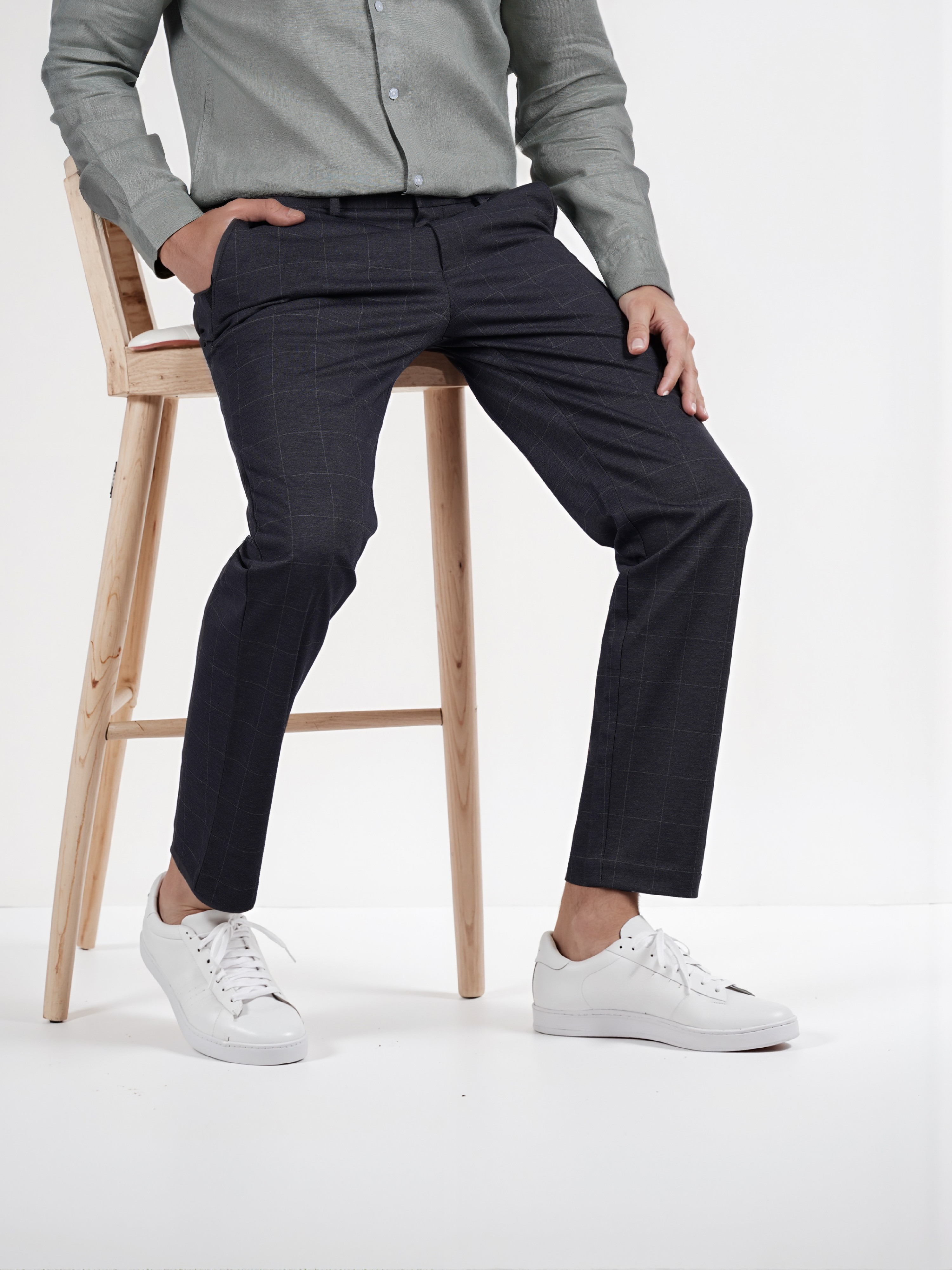 Celio Men Grey Checked Slim Fit Polyester Fashion Trouser