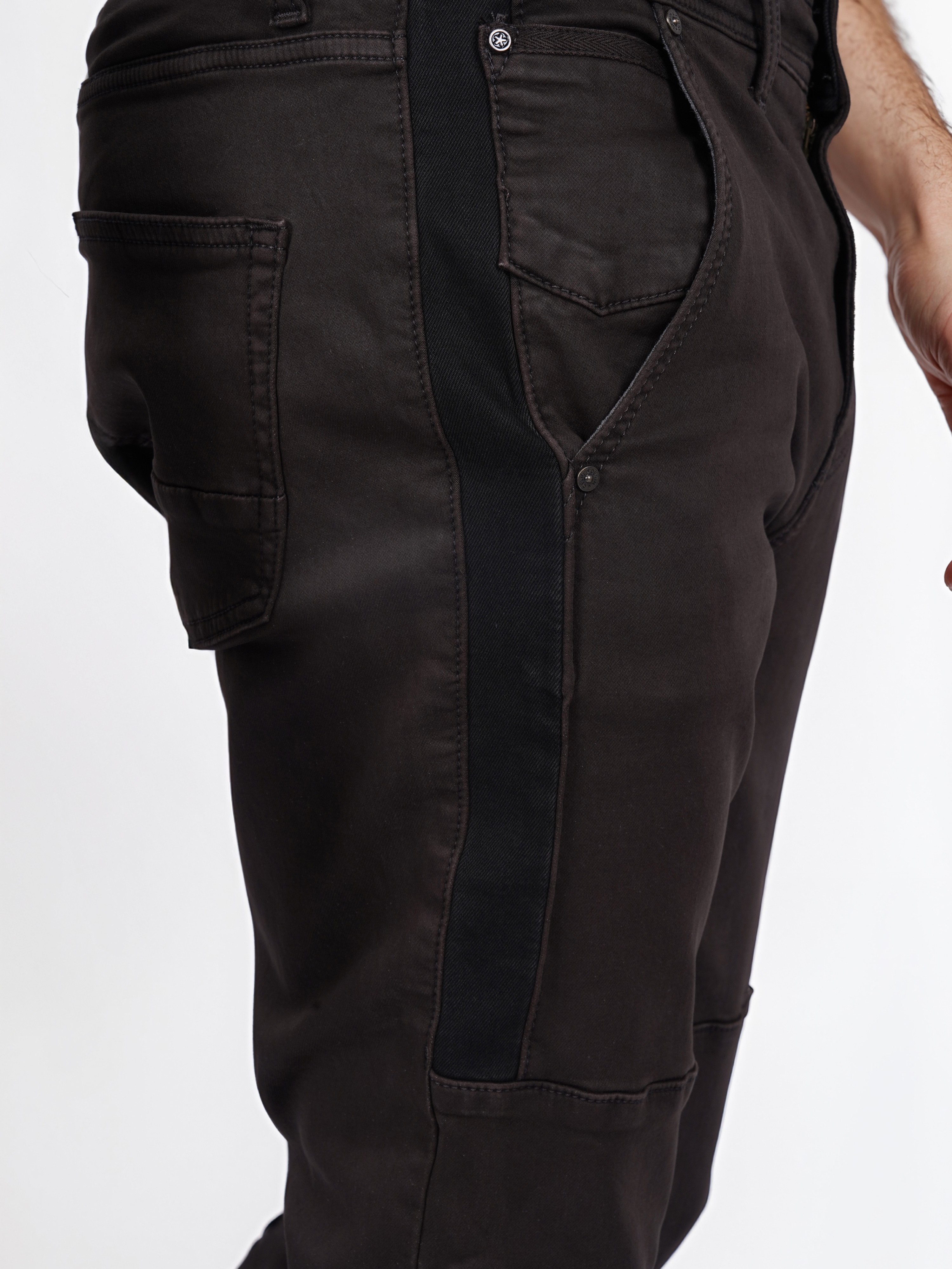 Celio Men Brown Solid Skinny Fit Cotton Biker Jeans