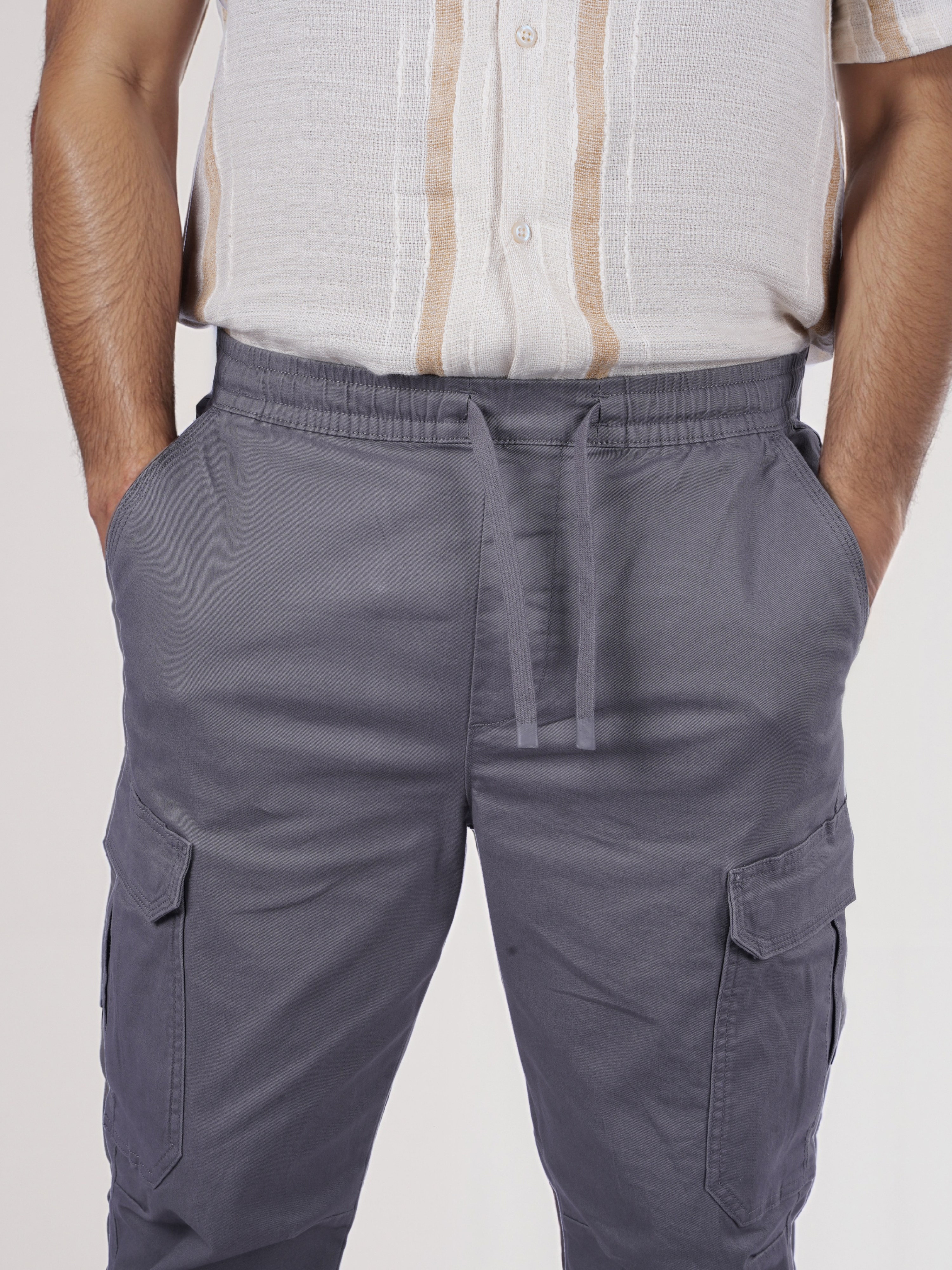 Celio Men Grey Solid Slim Fit Cotton Cargo
